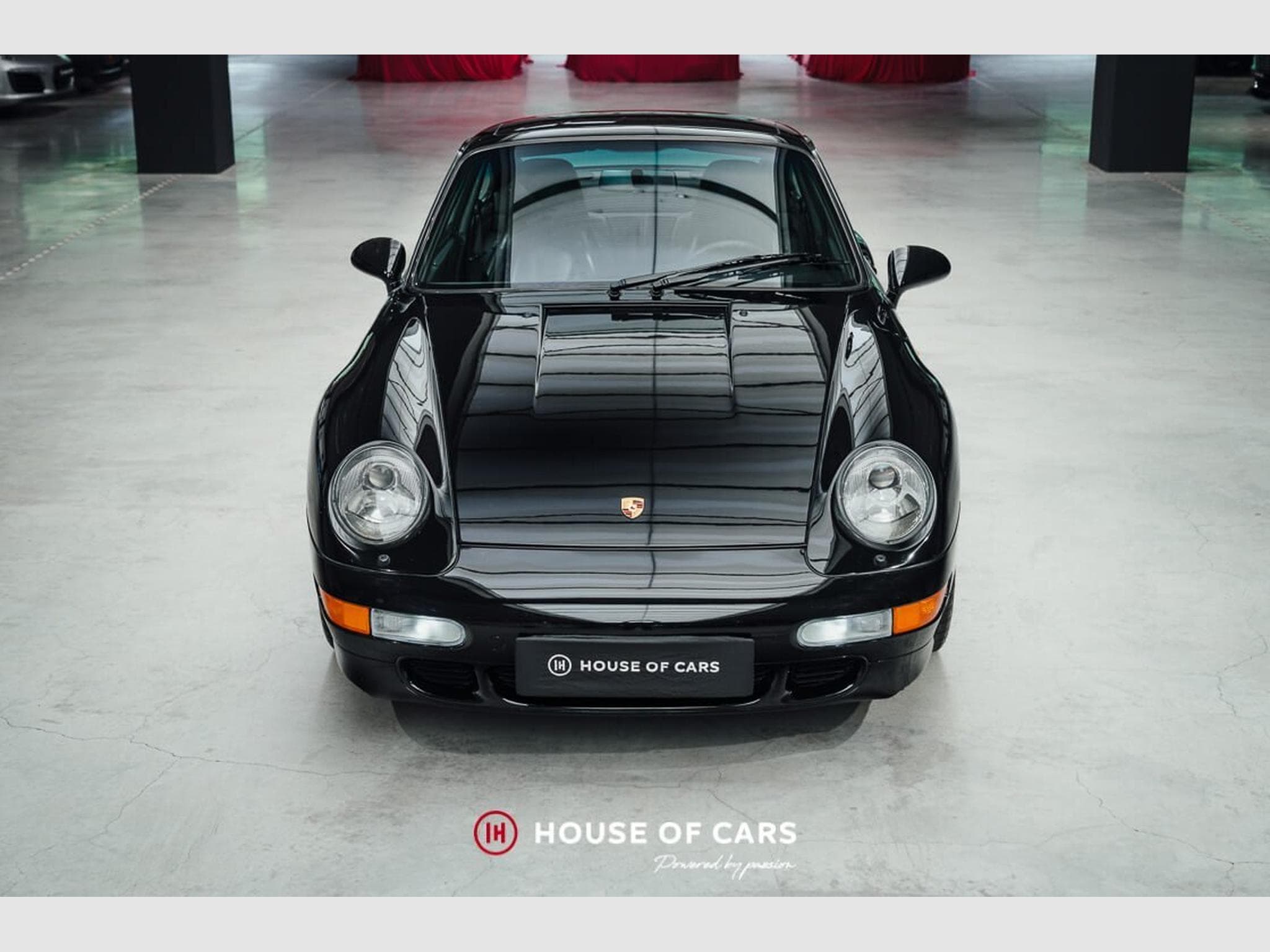 Porsche 911 993.1 Carrera Coupe - Manual - Black on Black - Best options (1994) - Photo 3