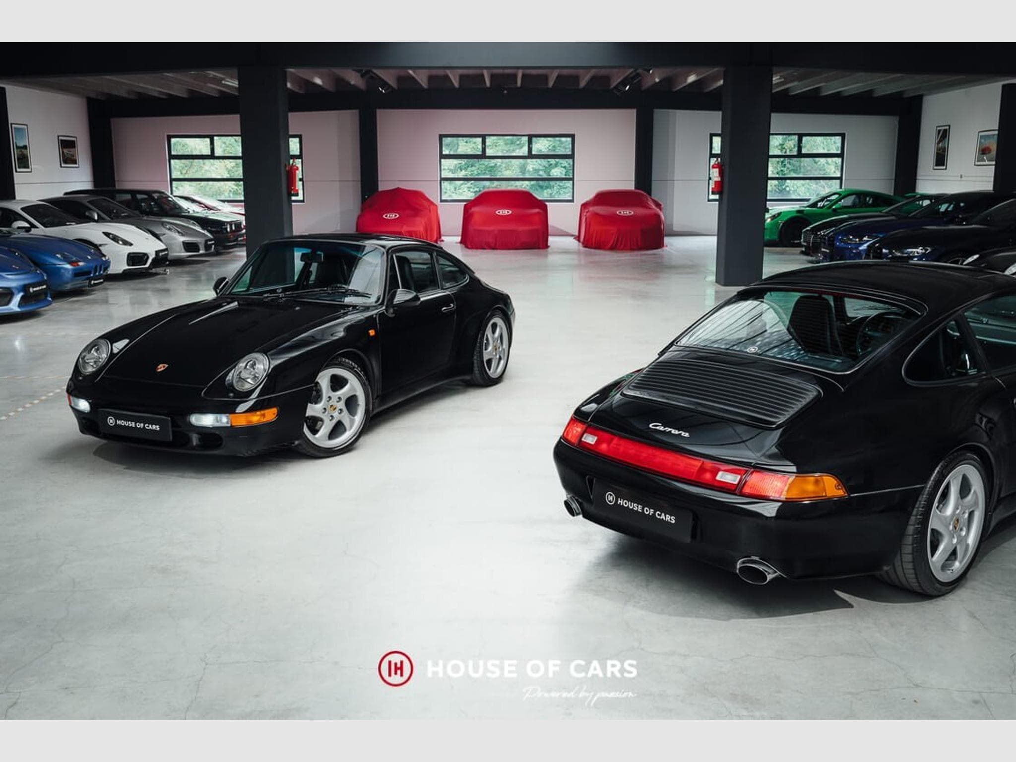 Porsche 911 993.1 Carrera Coupe - Manual - Black on Black - Best options (1994) - Photo 1