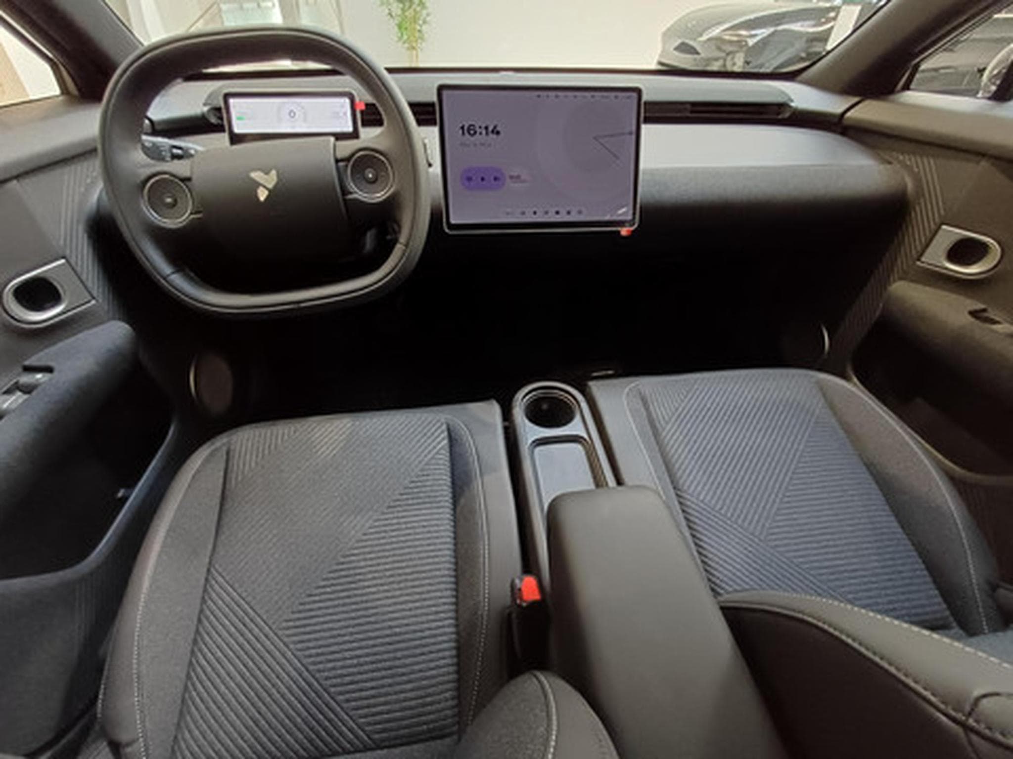 Firefly Select (2026) - Photo 6