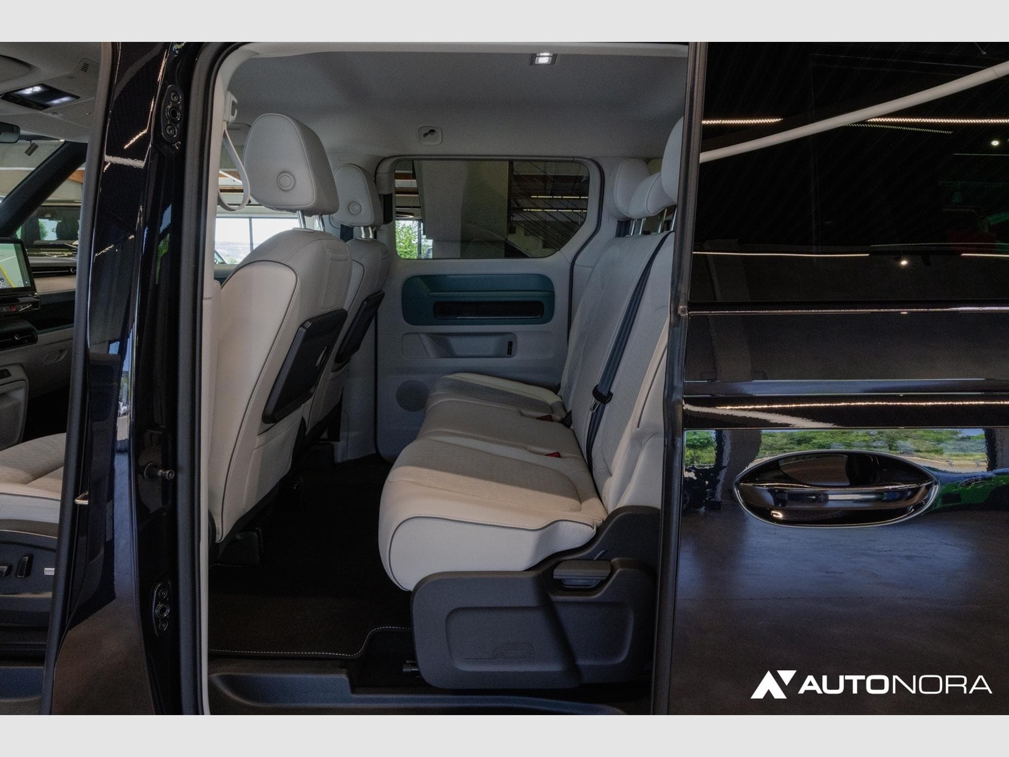 VW ID.Buzz Pro (2023) - Photo 13