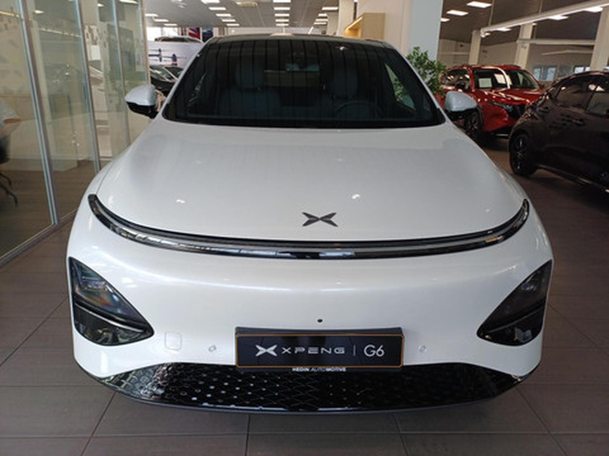 XPENG G6 BEV 81KWH Long Range RWD (2025) - Photo 3