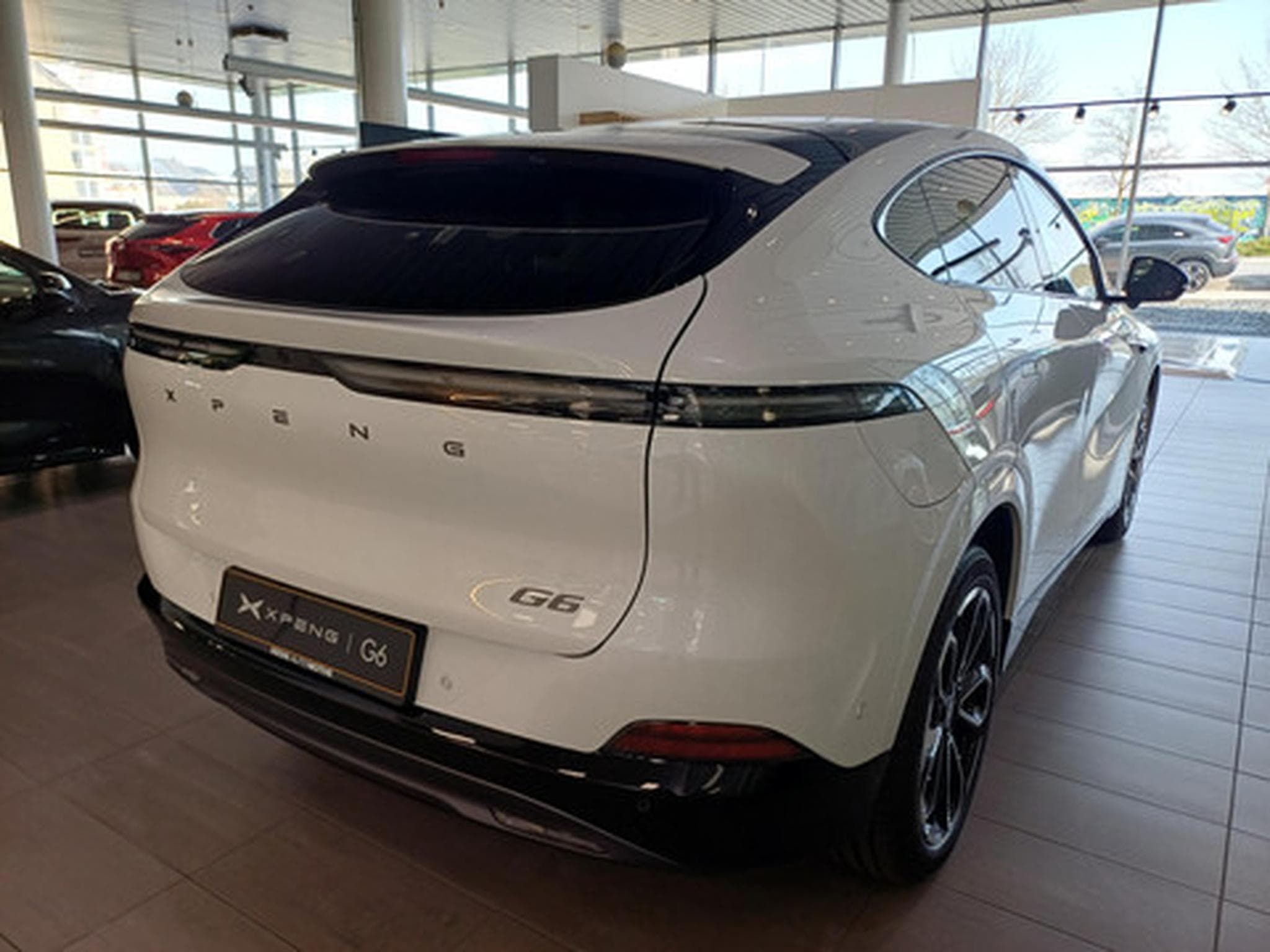 XPENG G6 BEV 81KWH Long Range RWD (2025) - Photo 5