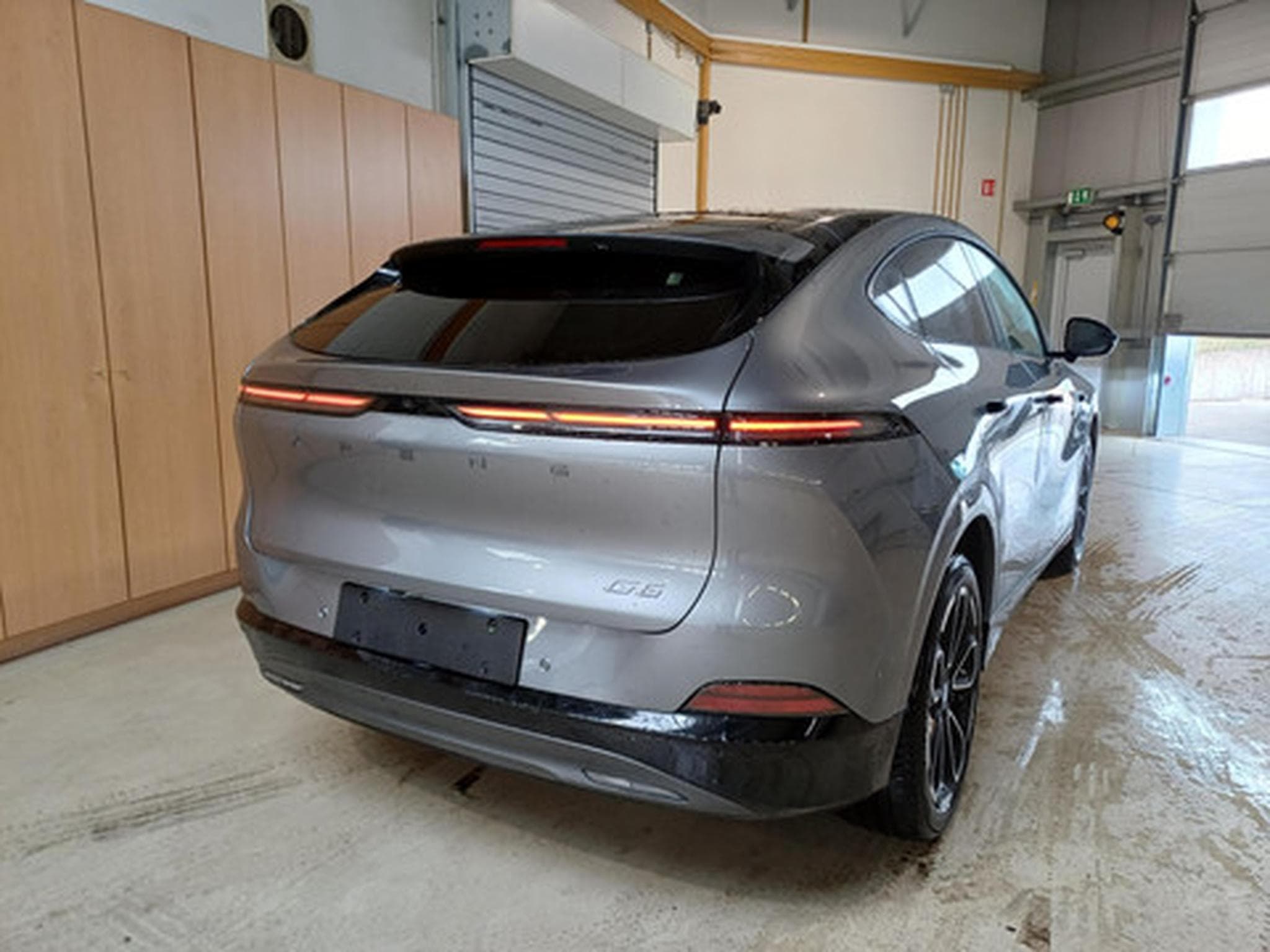 Xpeng G6 (2025) - Photo 4