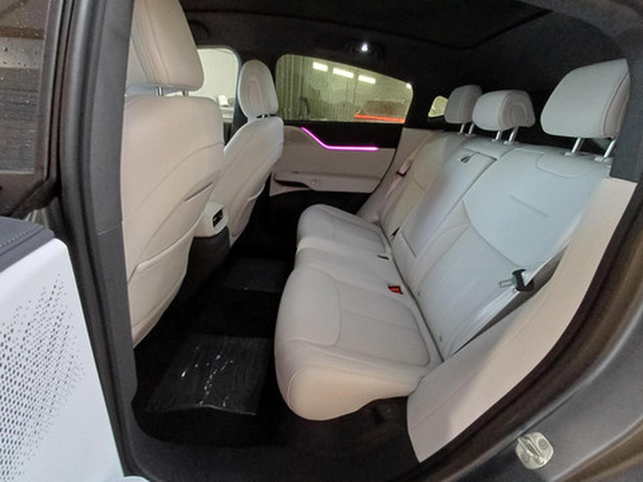 Xpeng G6 (2025) - Photo 9