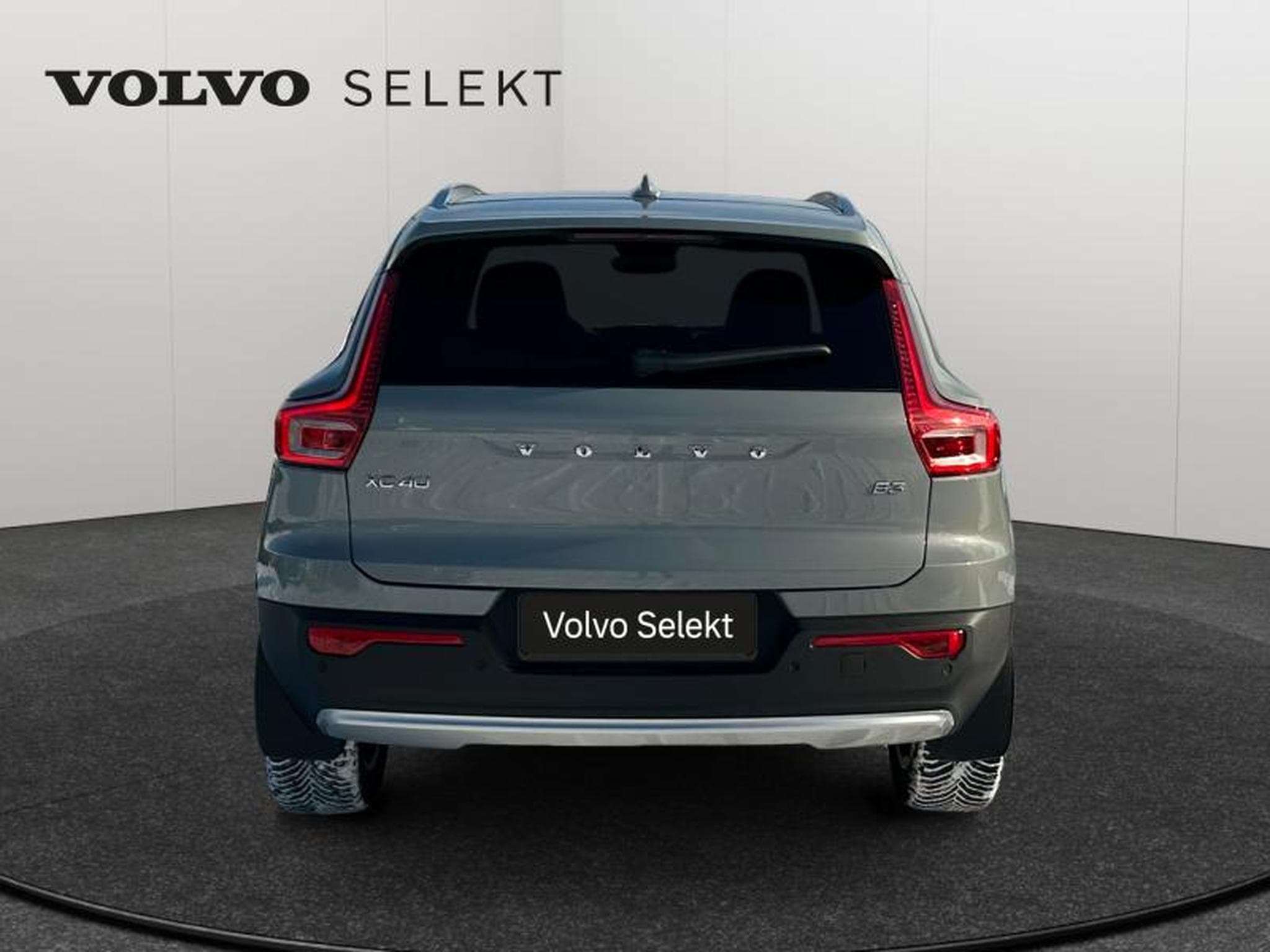 Volvo XC40 B3 Core / Essence (2023) - Photo 6