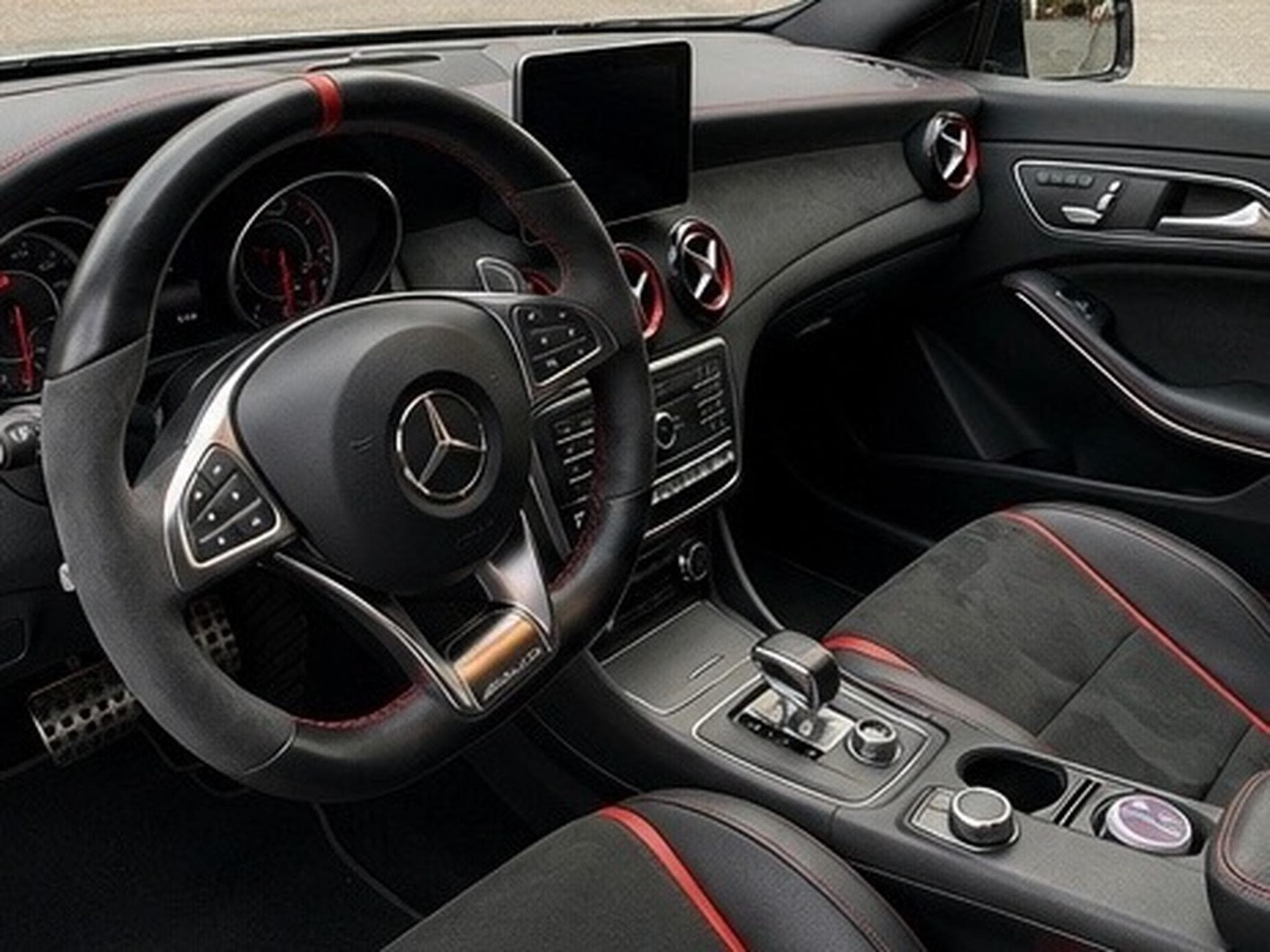Mercedes CLA 45 AMG Facelift (2016) - Foto 6