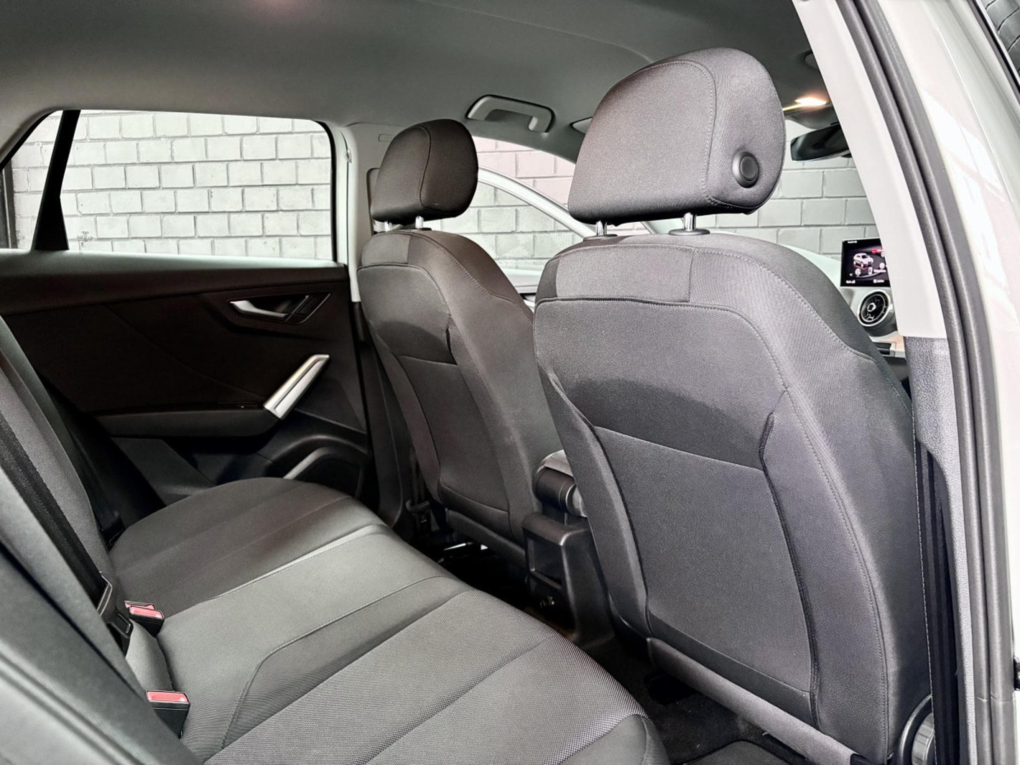 Audi Q2 35 Advanced TFSI 150CV S-TRONIC **Sièges Chauff** Caméra** (2023) - Foto 22