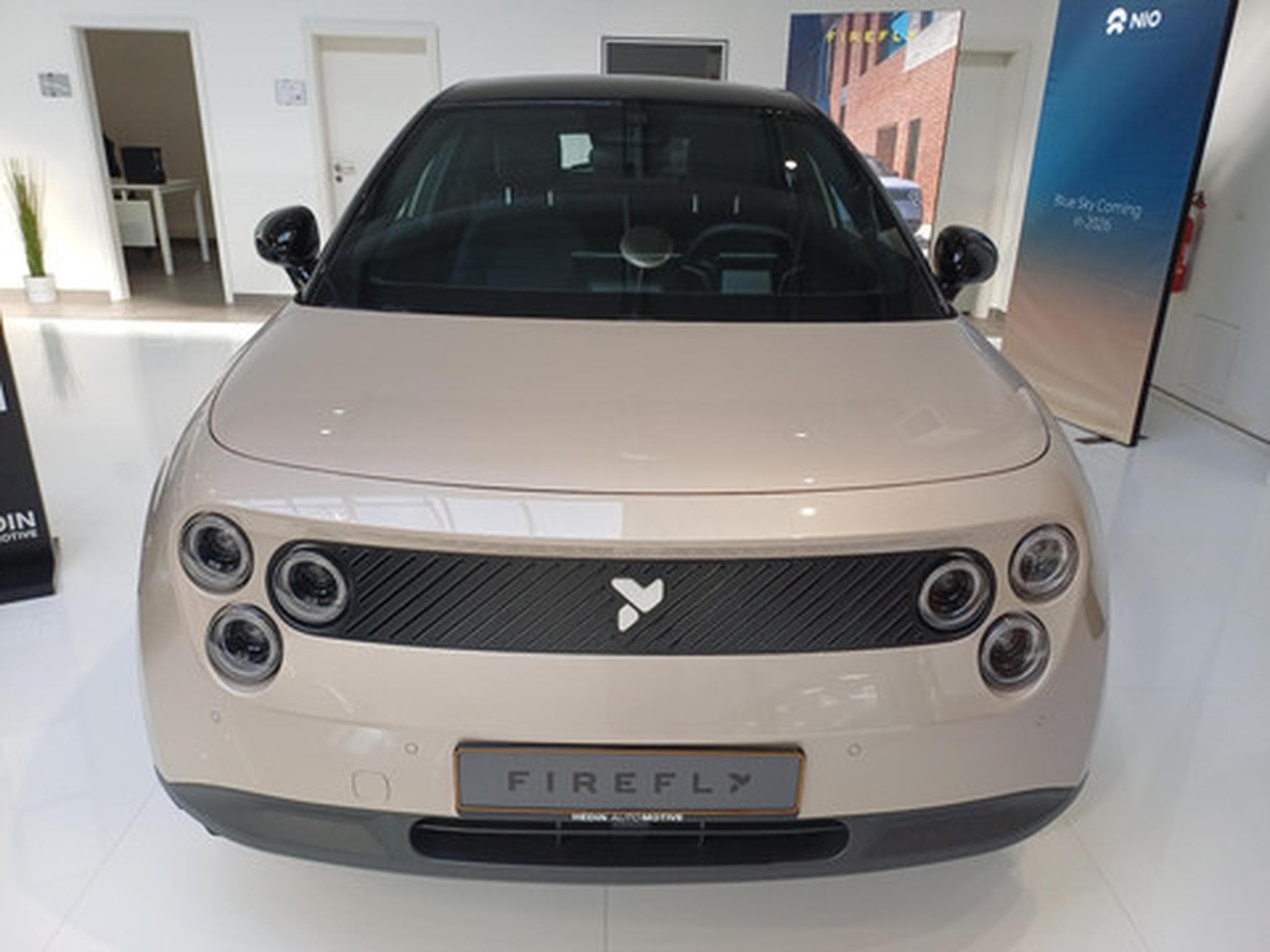 Firefly Select BEV 41kWh Select (2026) - Photo 3