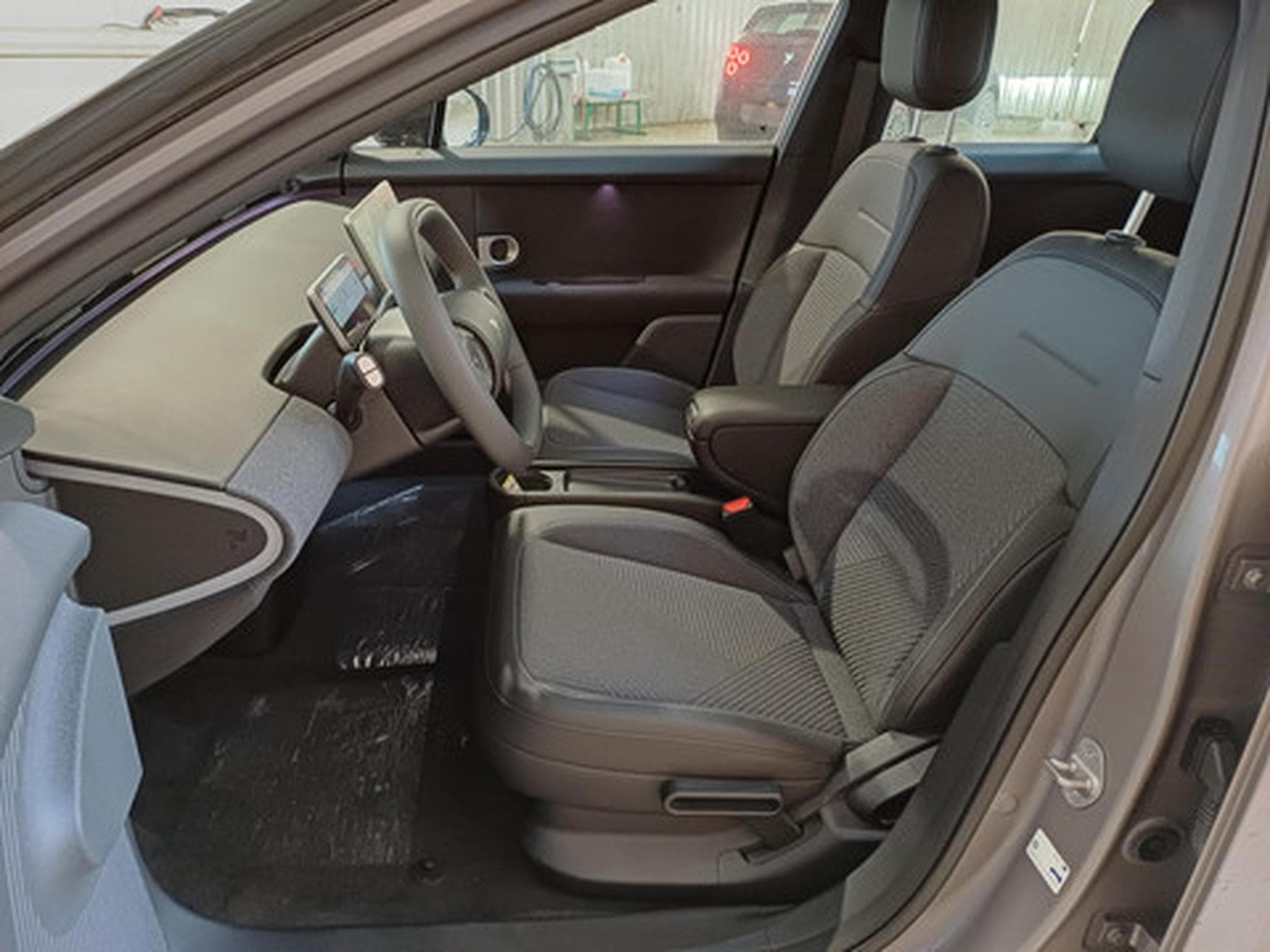 Firefly Select BEV 41kWh Select (2026) - Photo 8