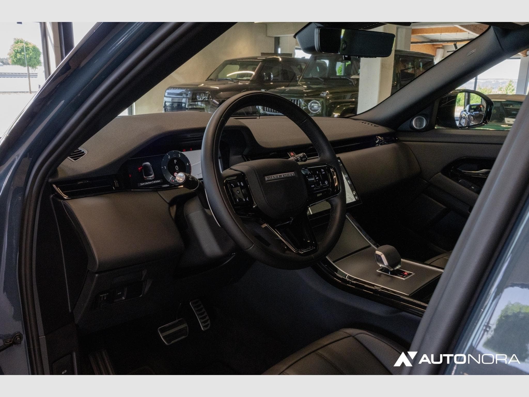 Land-Rover Range Rover Evoque D200 Dynamic HSE (2024) - Photo 12