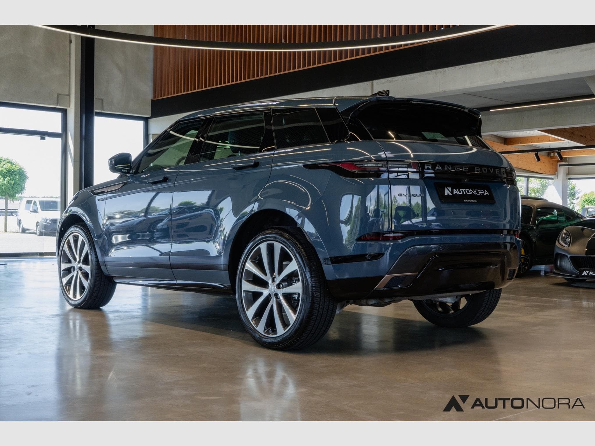 Land-Rover Range Rover Evoque D200 Dynamic HSE (2024) - Photo 8