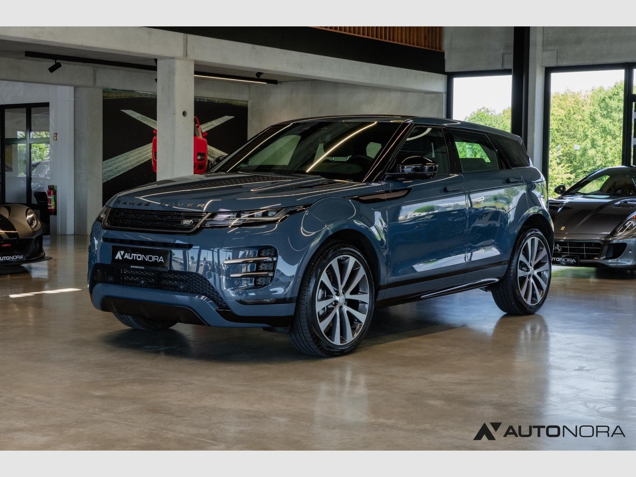 Land-Rover Range Rover Evoque D200 Dynamic HSE (2024) - Photo 1