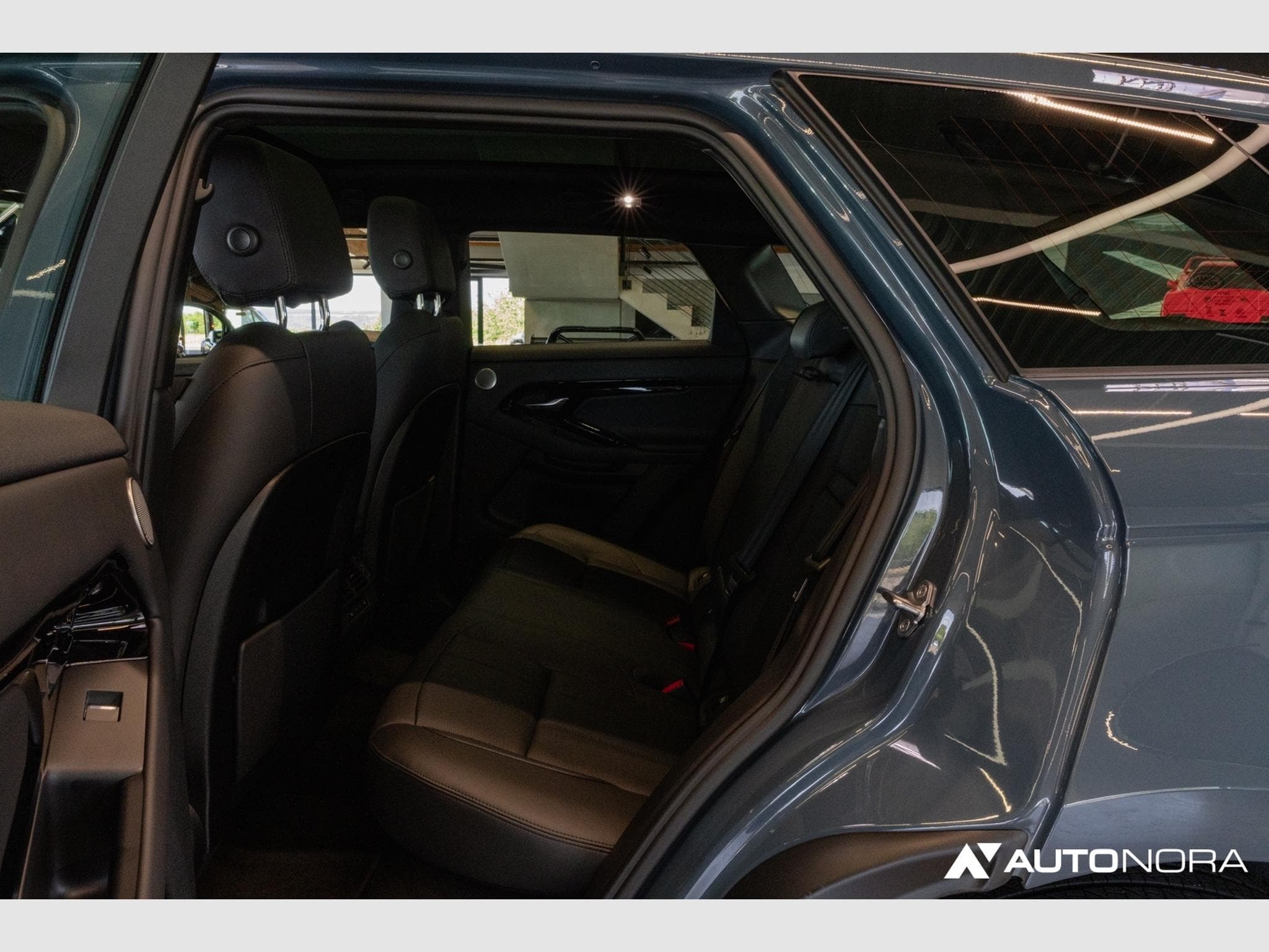 Land-Rover Range Rover Evoque D200 Dynamic HSE (2024) - Photo 13