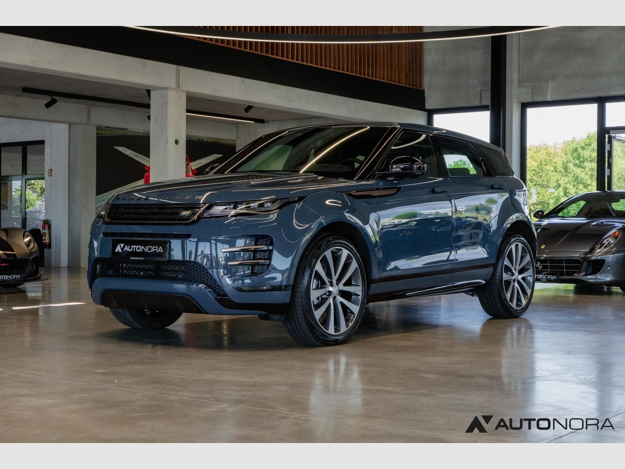 Land-Rover Range Rover Evoque D200 Dynamic HSE (2024) - Photo 6