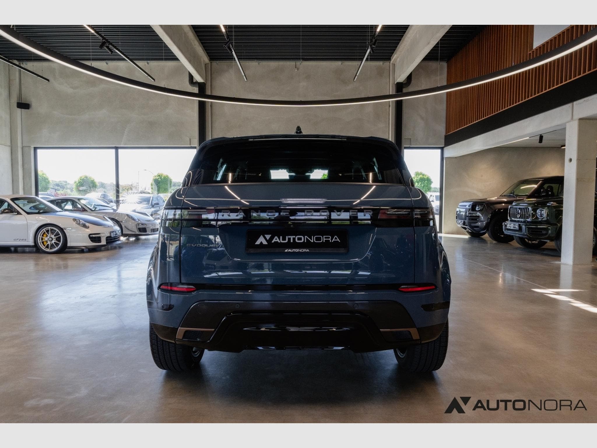 Land-Rover Range Rover Evoque D200 Dynamic HSE (2024) - Photo 9