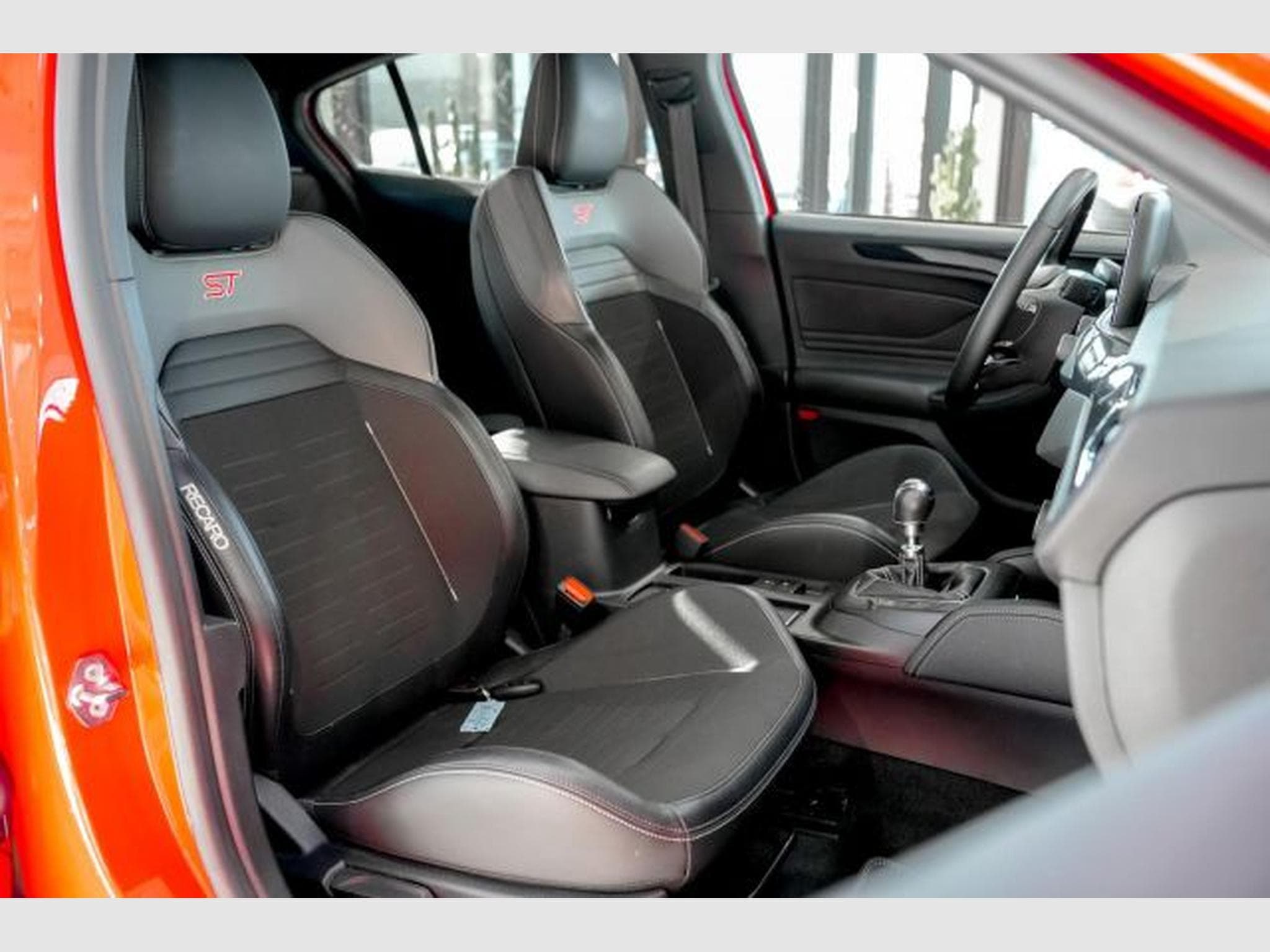 Ford Focus Focus ST 2.0 D Perf. NAVI RECARO VIRTUAL RFK LED (2020) - Foto 15