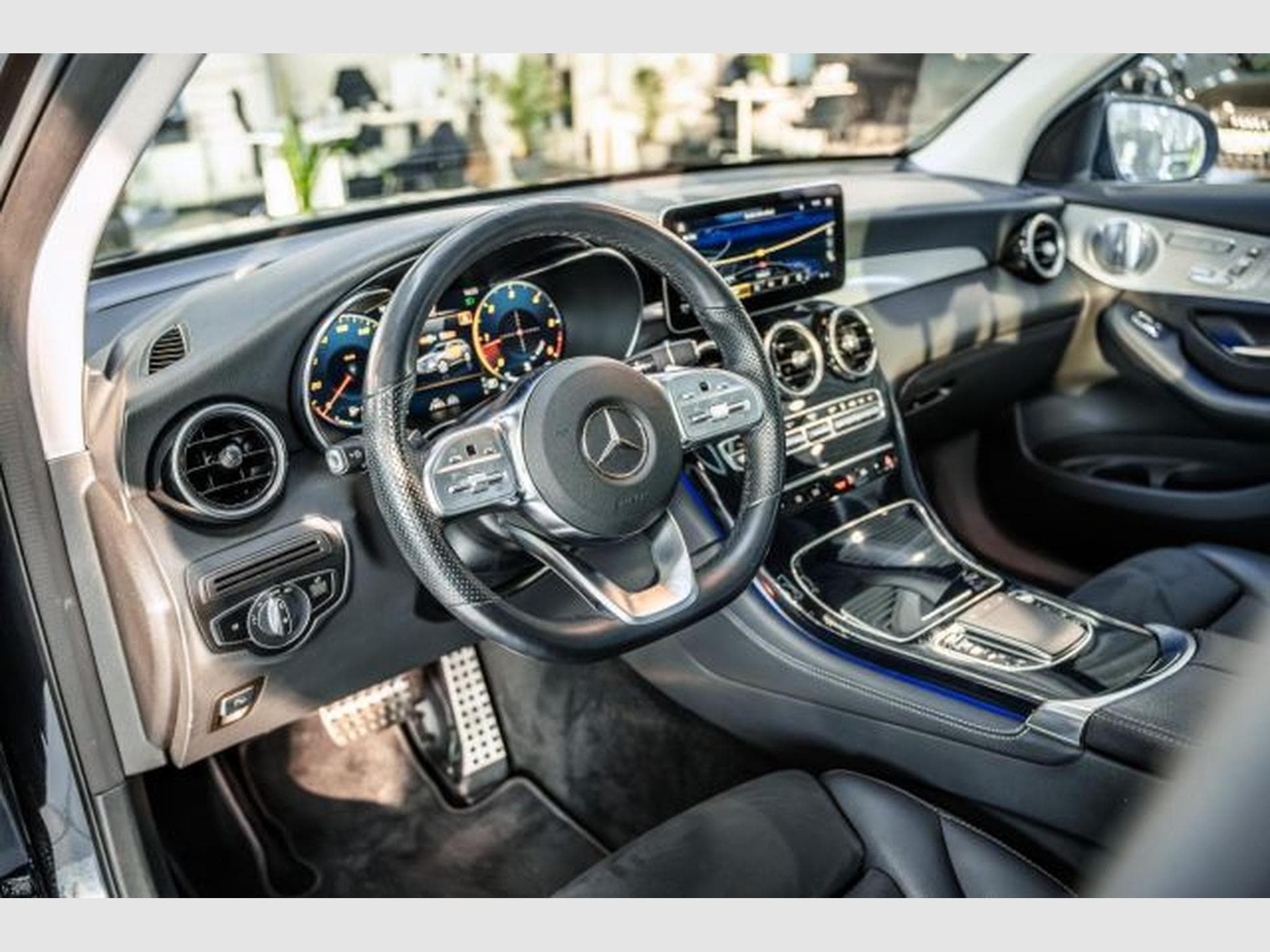 Mercedes GLC 300 GLC 300d 4M AMG-Line STHZG BURM AssiP+ AHK PANO (2020) - Photo 15