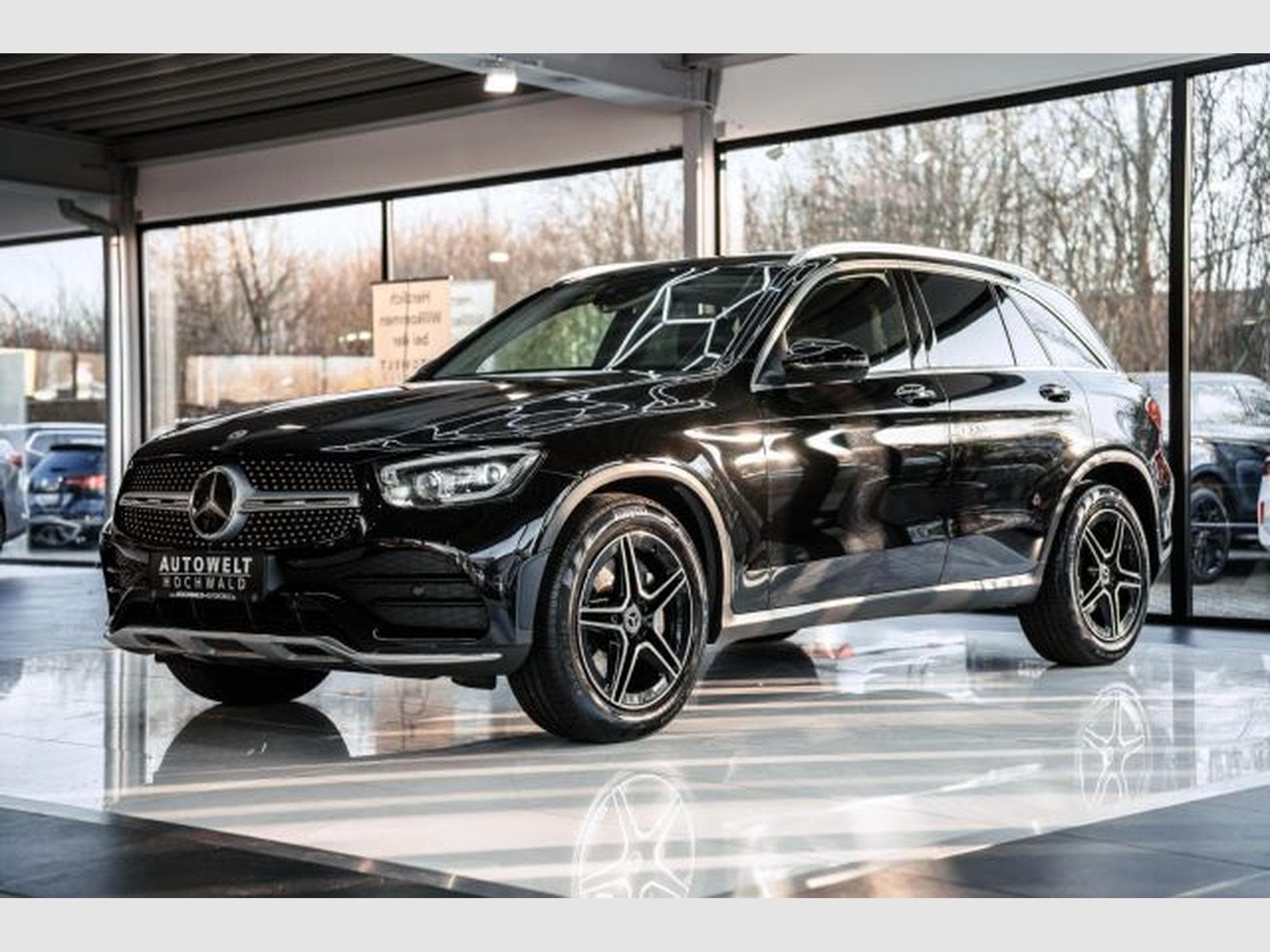 Mercedes GLC 300 GLC 300d 4M AMG-Line STHZG BURM AssiP+ AHK PANO (2020) - Photo 3