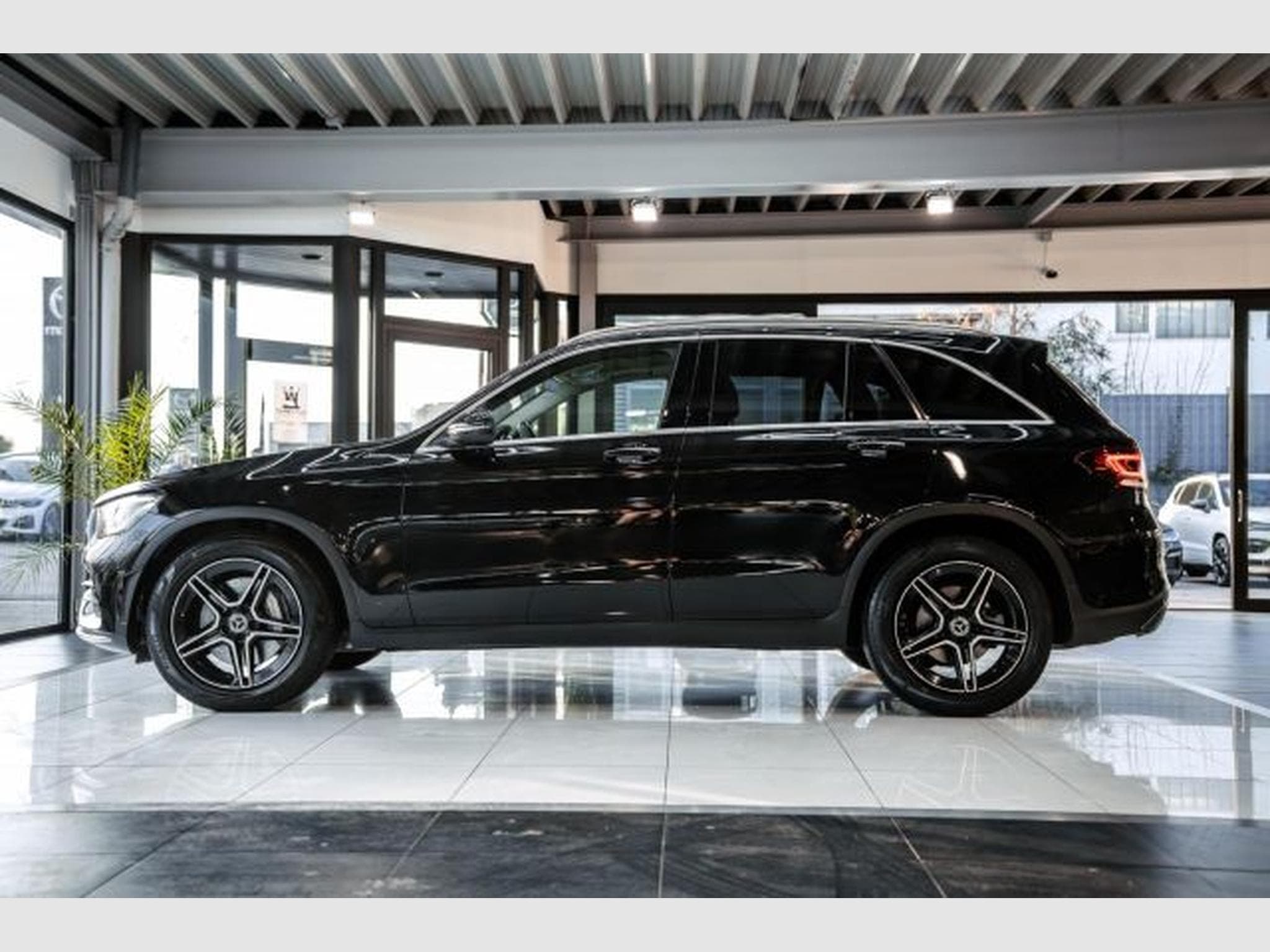 Mercedes GLC 300 GLC 300d 4M AMG-Line STHZG BURM AssiP+ AHK PANO (2020) - Photo 7