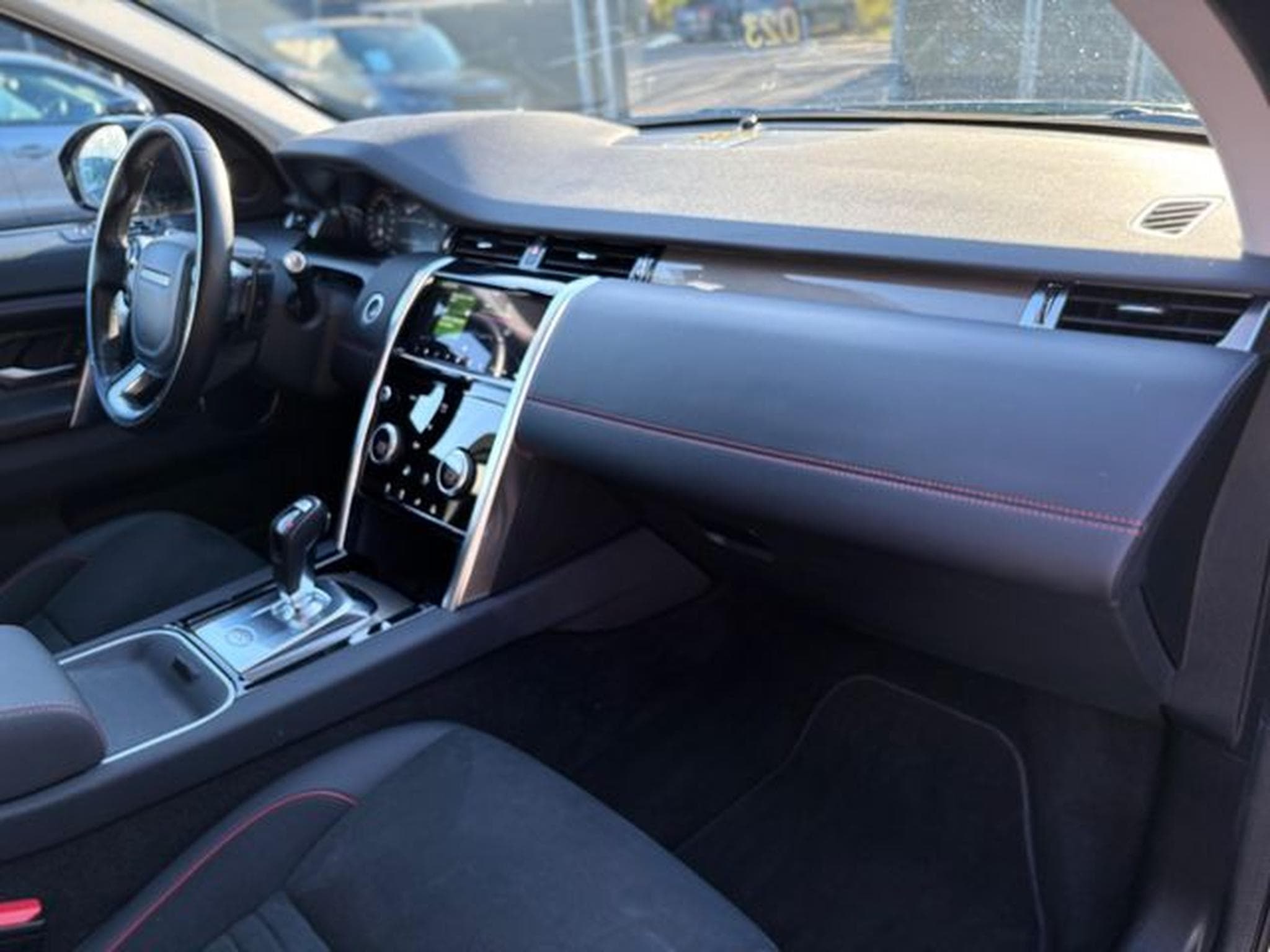 Land-Rover Discovery Sport DISCOVERY SPORT S R-DYNAMIC AWD*KAMERA*2.HD* (2020) - Foto 15