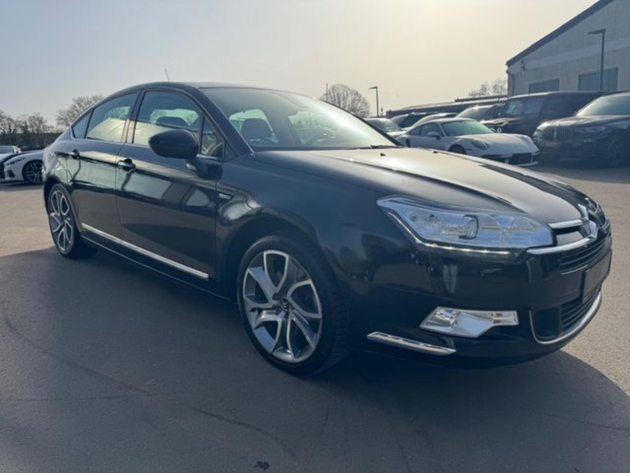 Citroën C5 C5 LIM*EXCLUSIVE*AUT*LEDER*LED*2.HD*EURO6*TOP (2016) - Foto 4