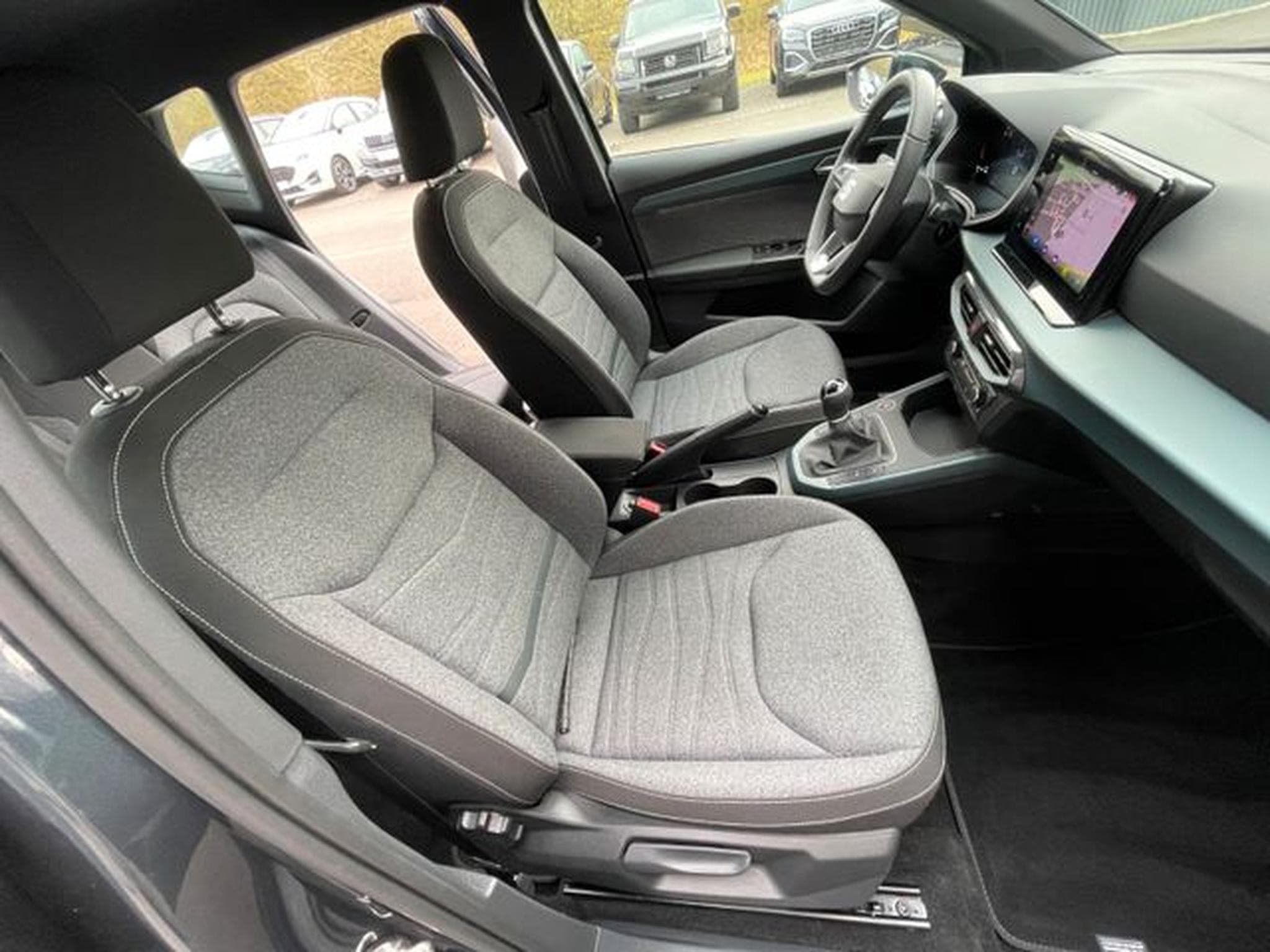 Seat Arona Arona 1,0TSi Xperience Schalter Navi LED Kamera (2024) - Photo 13