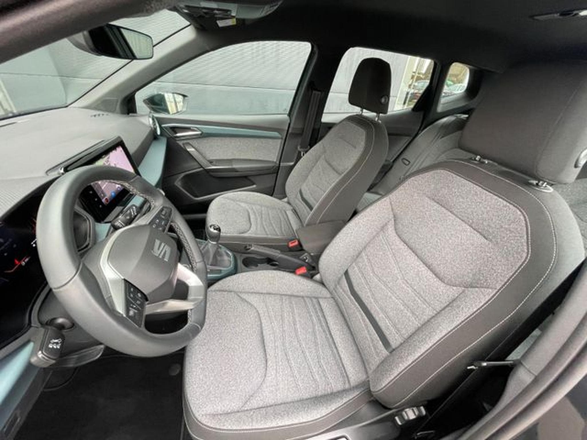 Seat Arona Arona 1,0TSi Xperience Schalter Navi LED Kamera (2024) - Photo 9