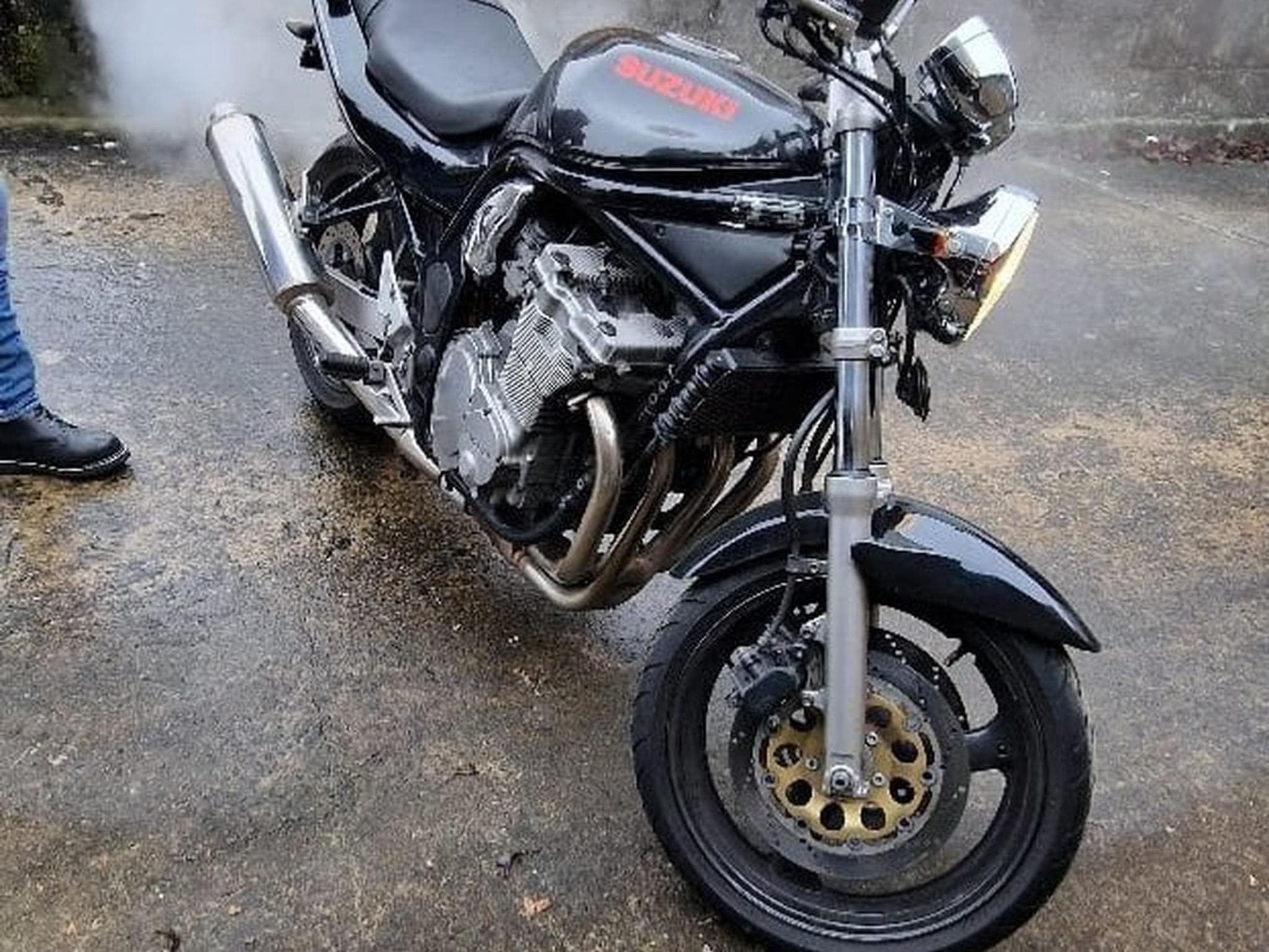 Suzuki GSF Bandit 600N (1999) - Foto 2