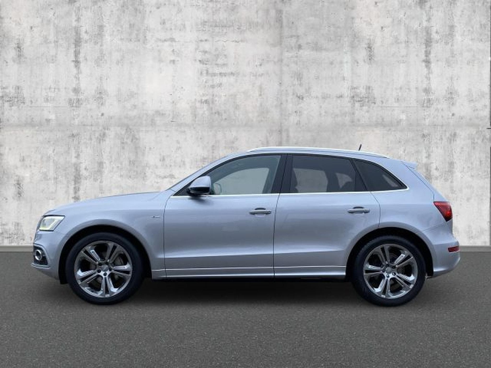 Audi Q5 Q5 2.0 TDI S-tronic S-Line STAHZG XENON AHK 1.HD (2016) - Photo 2