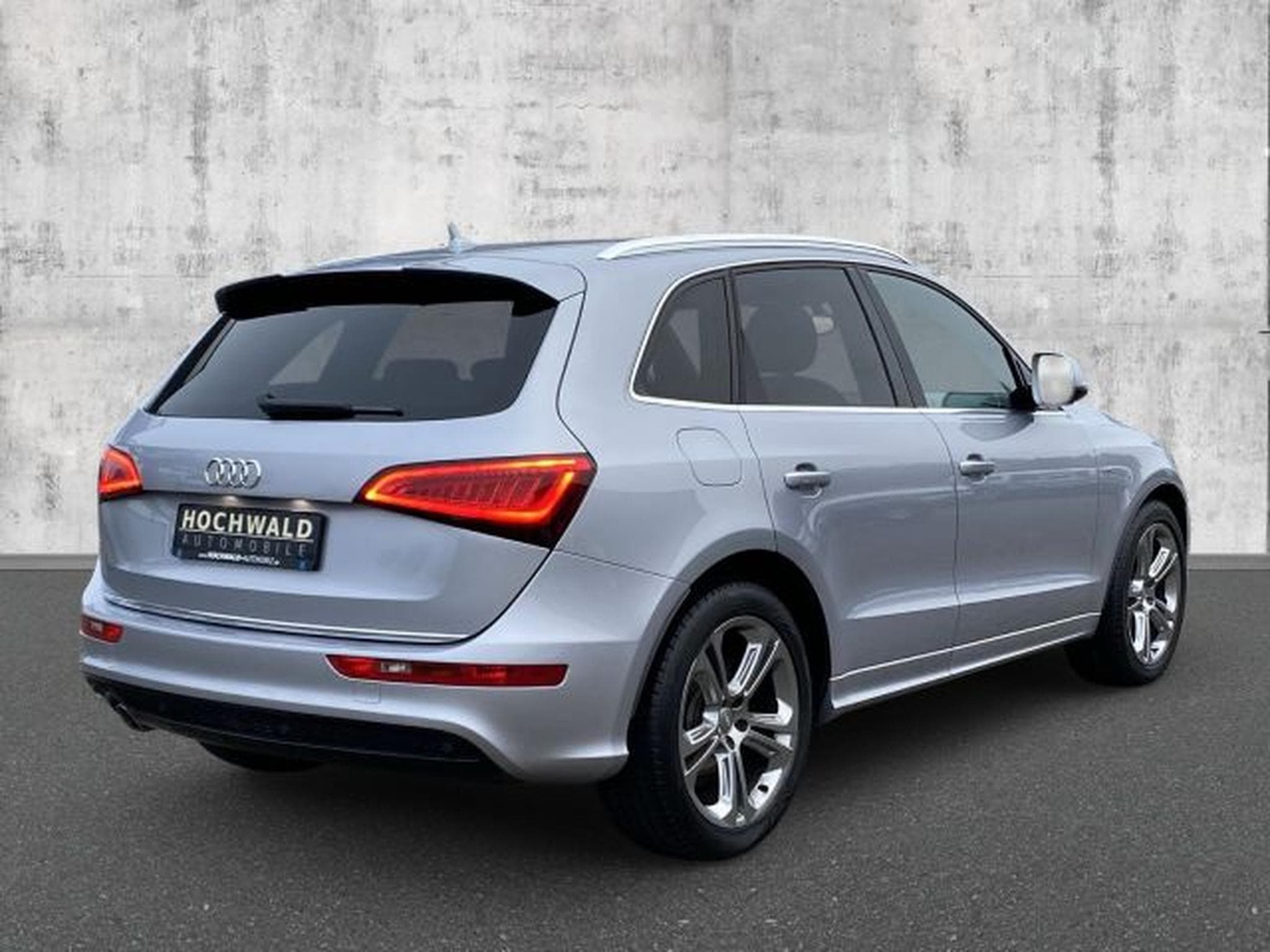 Audi Q5 Q5 2.0 TDI S-tronic S-Line STAHZG XENON AHK 1.HD (2016) - Photo 5