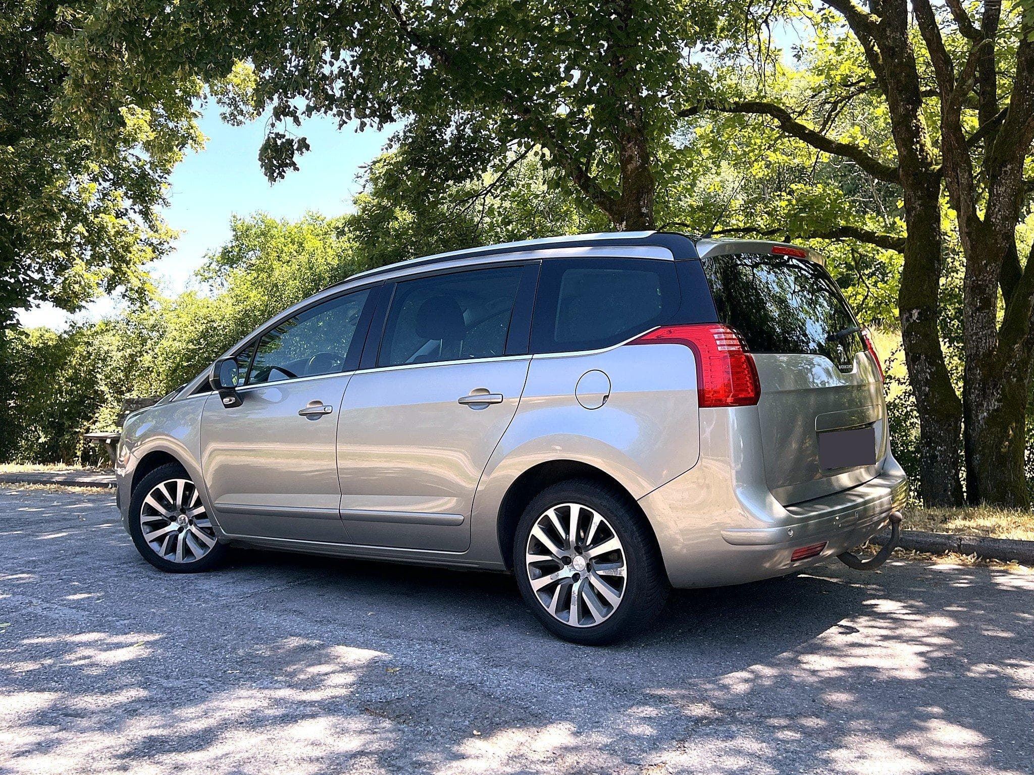 Peugeot 5008 5008 (I, phase 2) Allure 2.0 HDi 163 (2014) - Foto 7