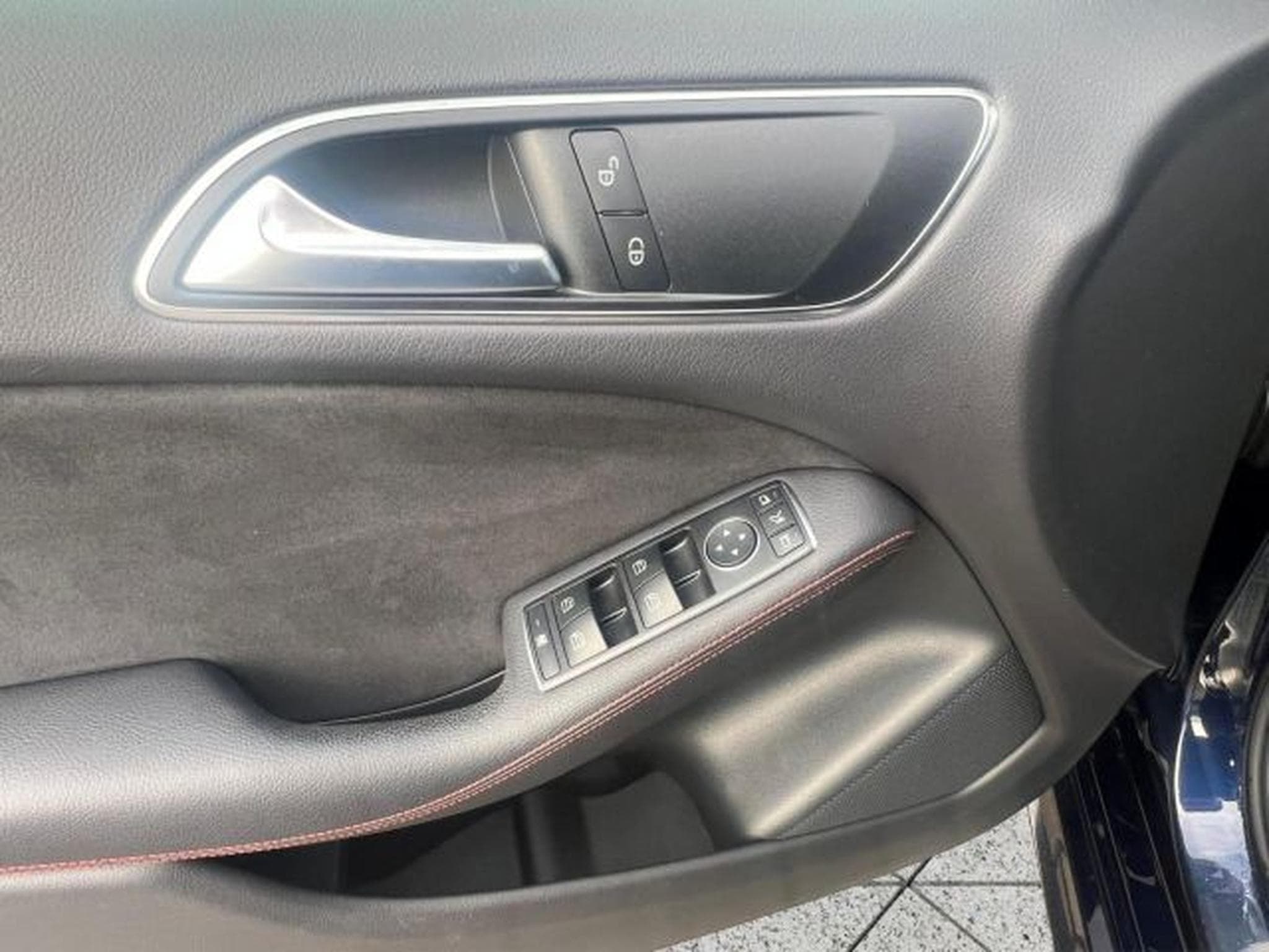 Mercedes B 200 B 200 AMG Line ESP,2ZKLIMA,MFL,GRA,PANO Klima (2018) - Photo 7