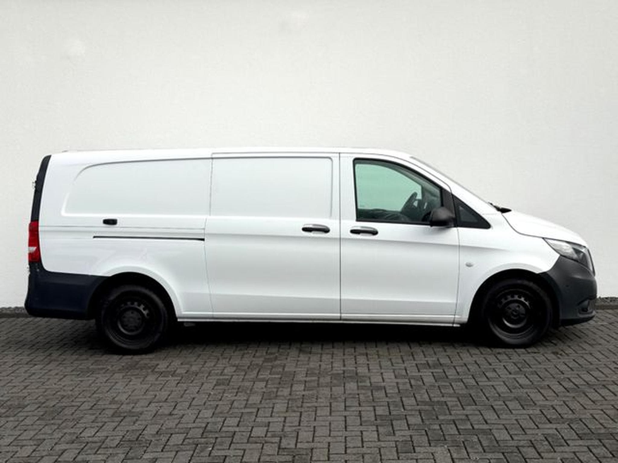 Mercedes Vito Kasten 110/114/116/119 CDI RWD extralang (2020) - Photo 4