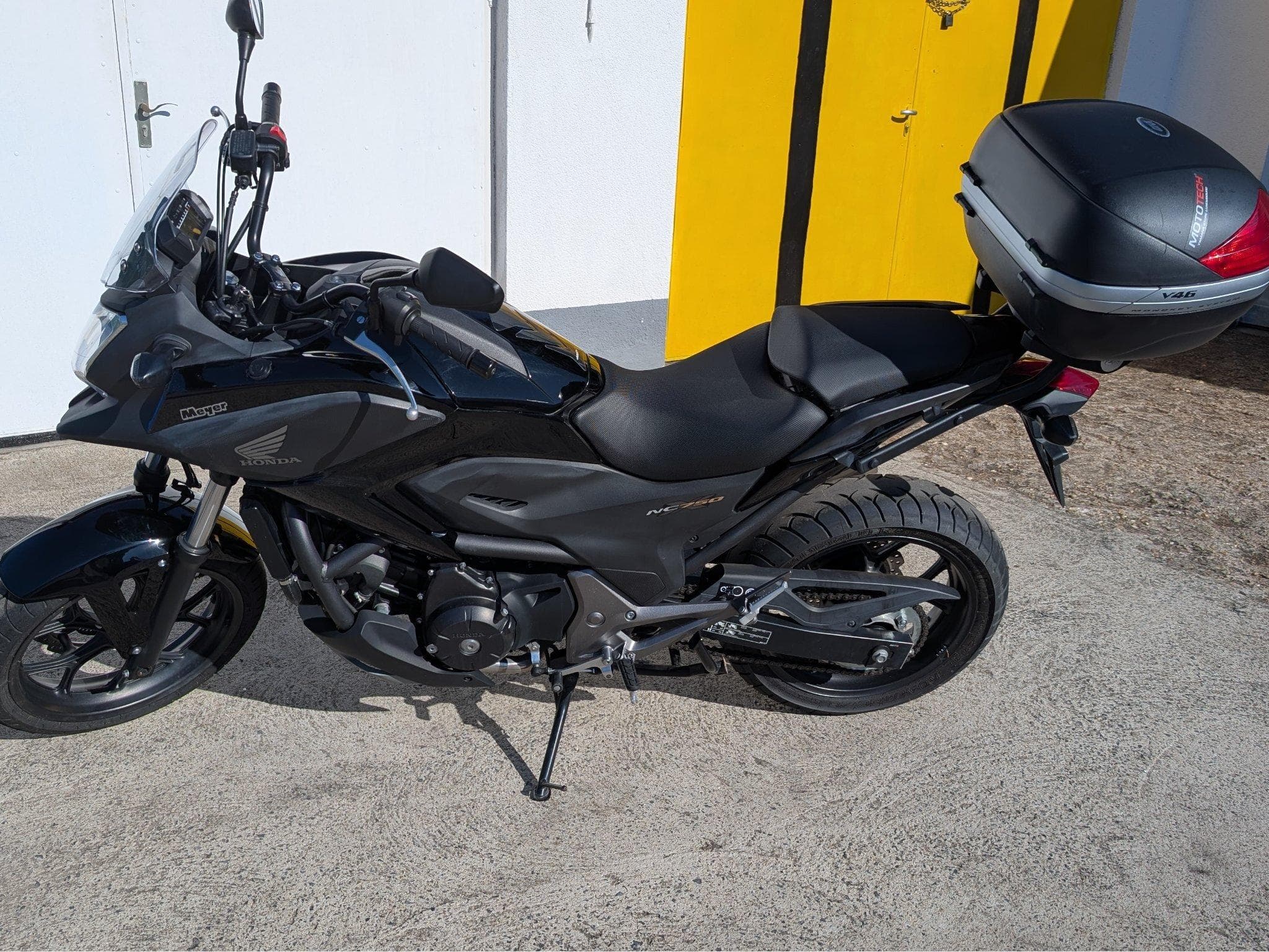 Honda NC NC750X (2014) - Photo 2