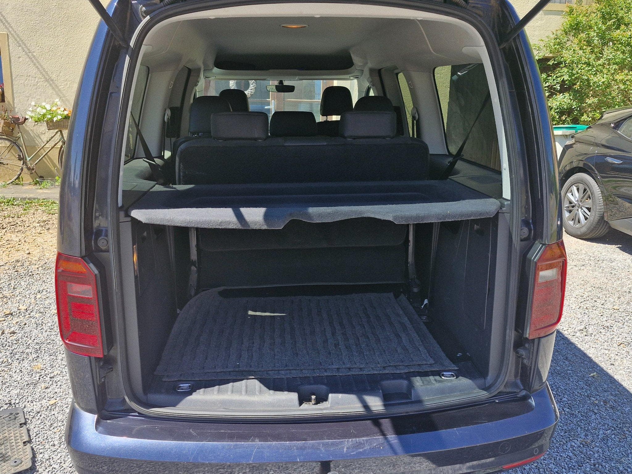 VW Caddy Life maxi 2.0 TDI (2017) - Photo 7