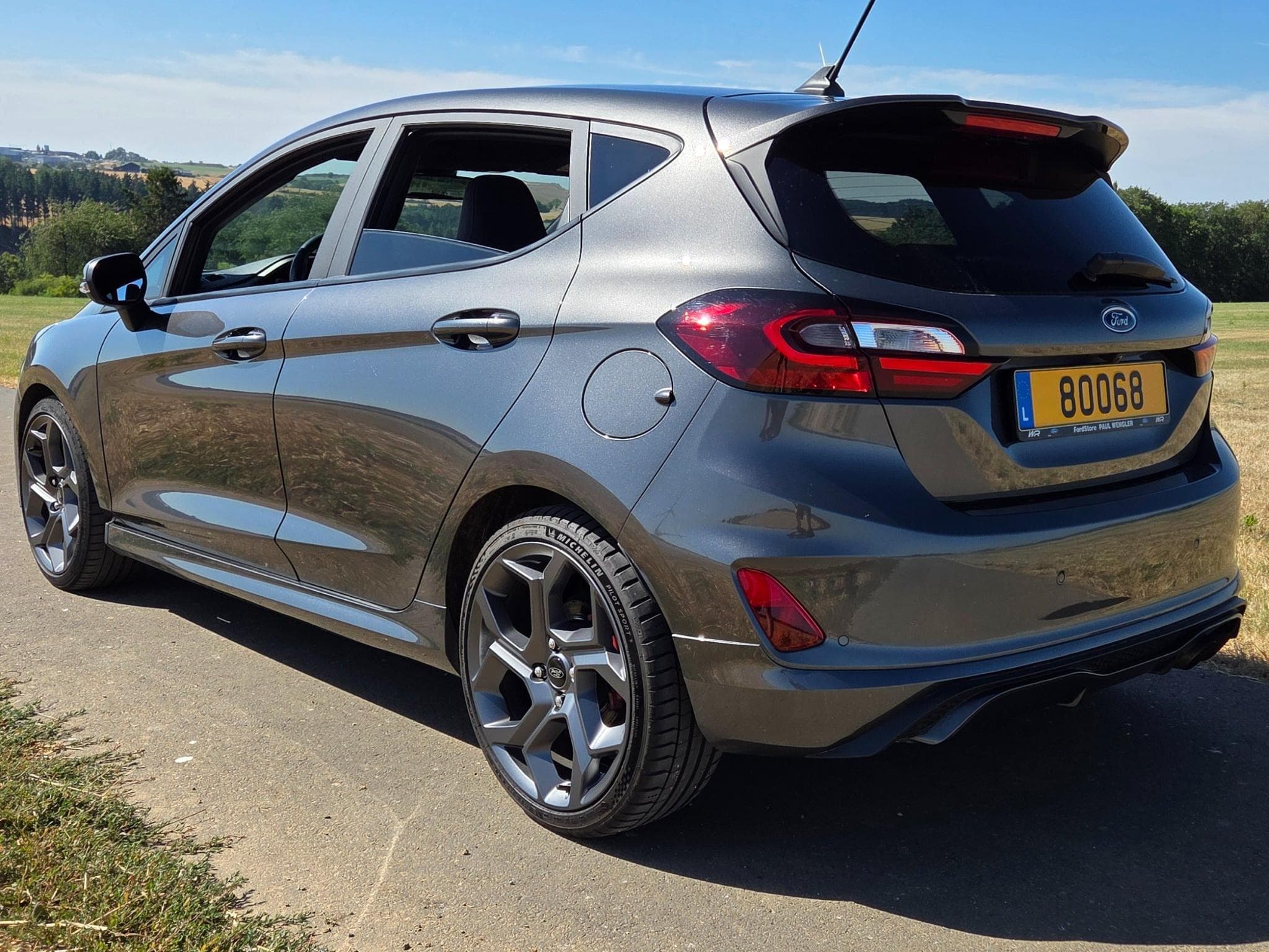 Ford Fiesta ST X Performance (2023) - Photo 8