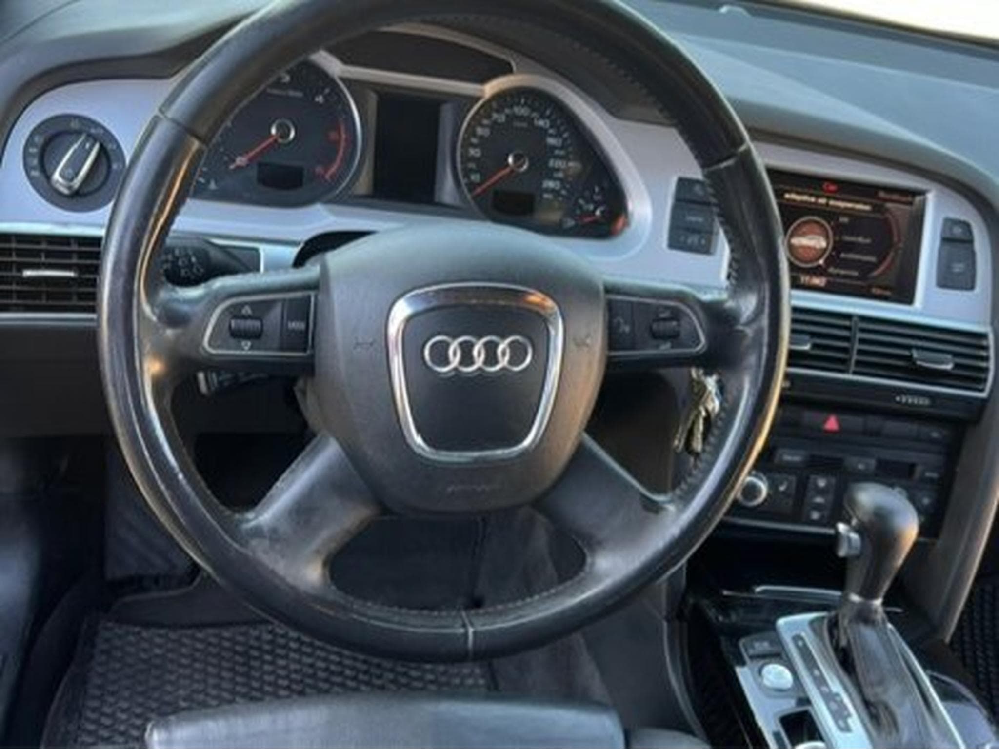 Audi A6 A6 Avant 3.0 TDI Quadro S-Line (2010) - Foto 11