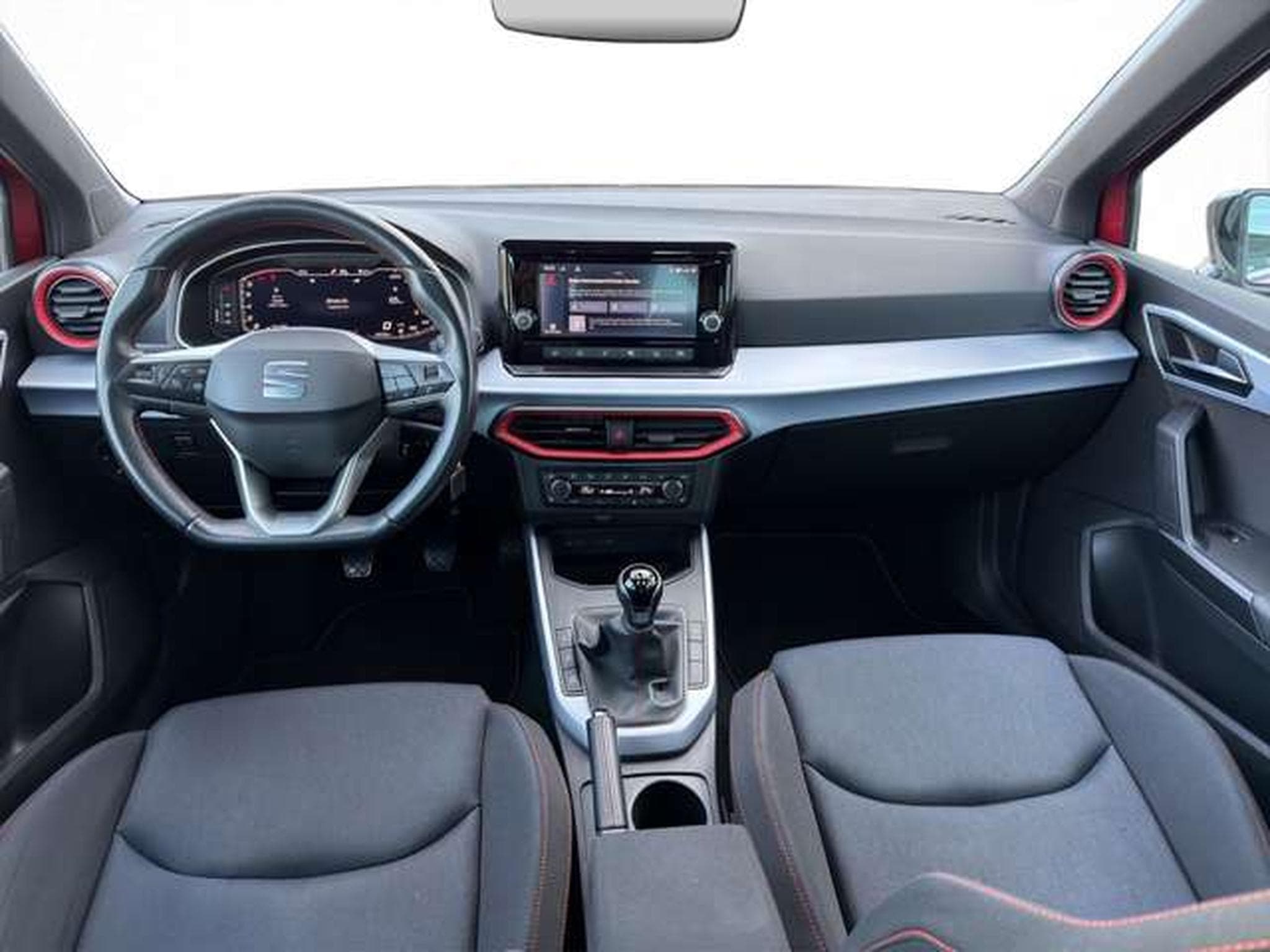 SEAT Arona FR/LED/SHZ/PDC/Kamera/FullLink/18" (2022) - Photo 11