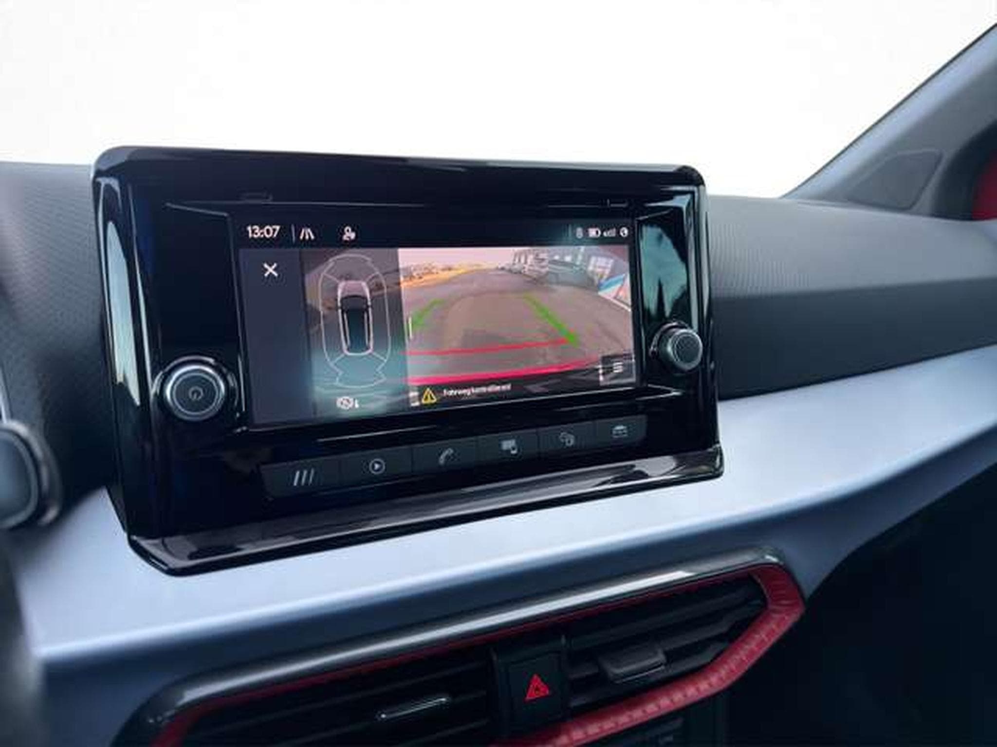 SEAT Arona FR/LED/SHZ/PDC/Kamera/FullLink/18" (2022) - Photo 17