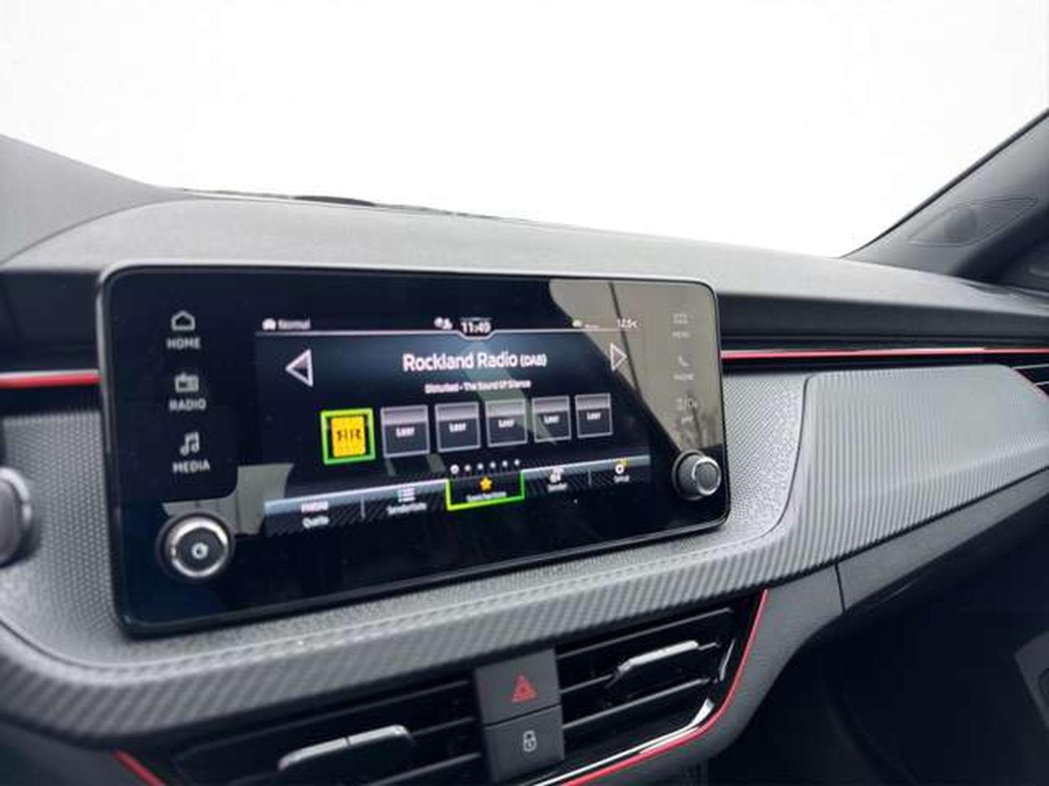 Skoda Kamiq Monte Carlo 1.5/Matrix/AHK/FSH/5-J Garanti (2026) - Photo 23