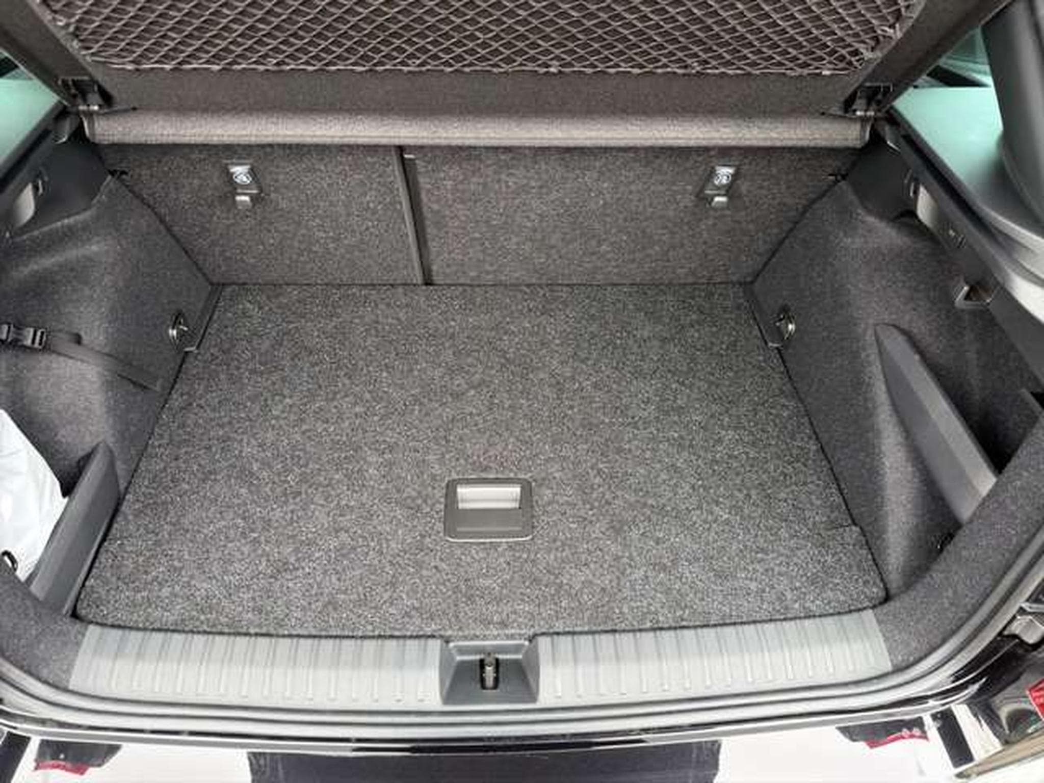 Skoda Kamiq Monte Carlo 1.5/Matrix/AHK/FSH/5-J Garanti (2026) - Photo 28