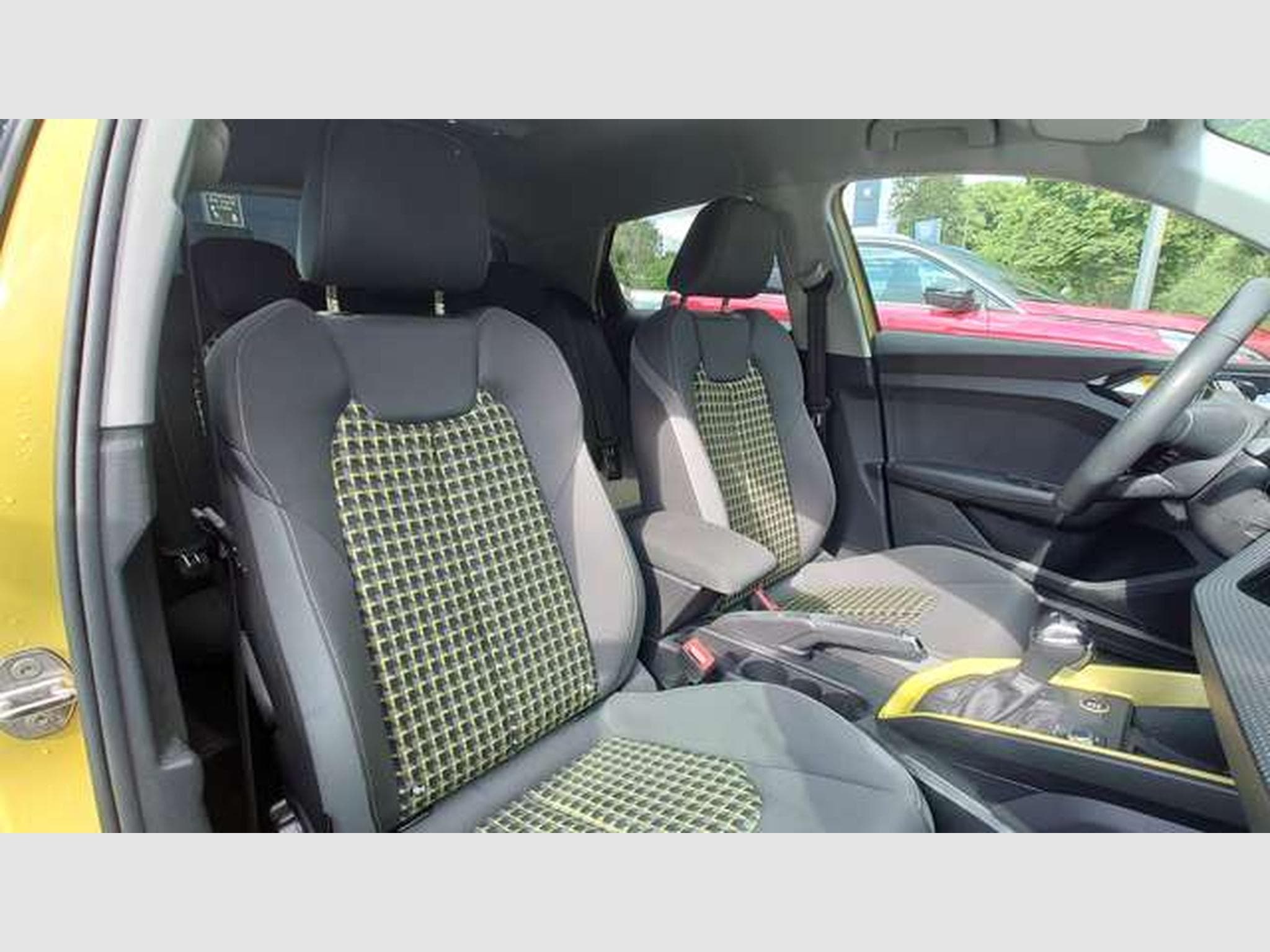 Audi A1 TFSI S line (2022) - Photo 7