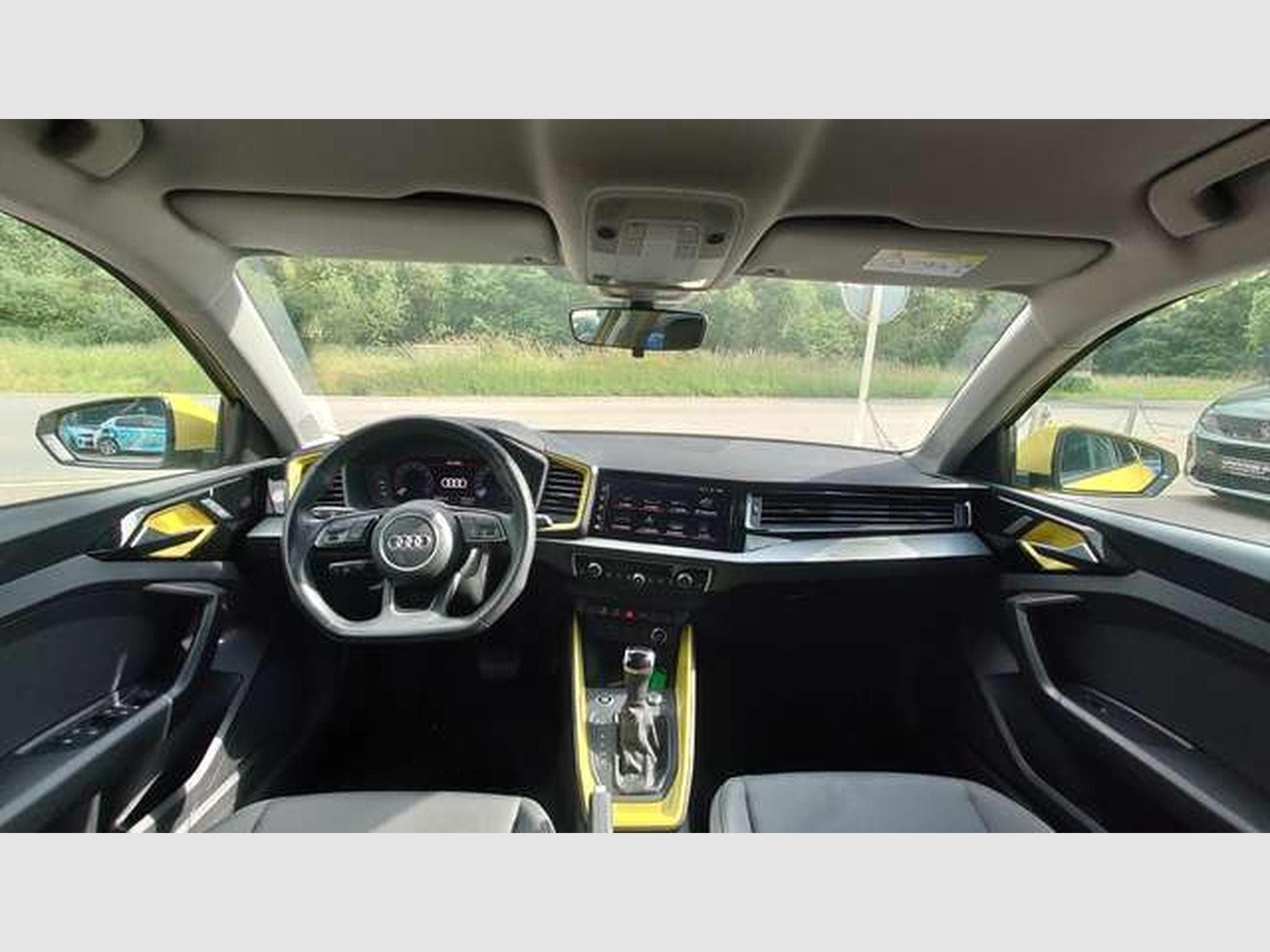 Audi A1 TFSI S line (2022) - Photo 8