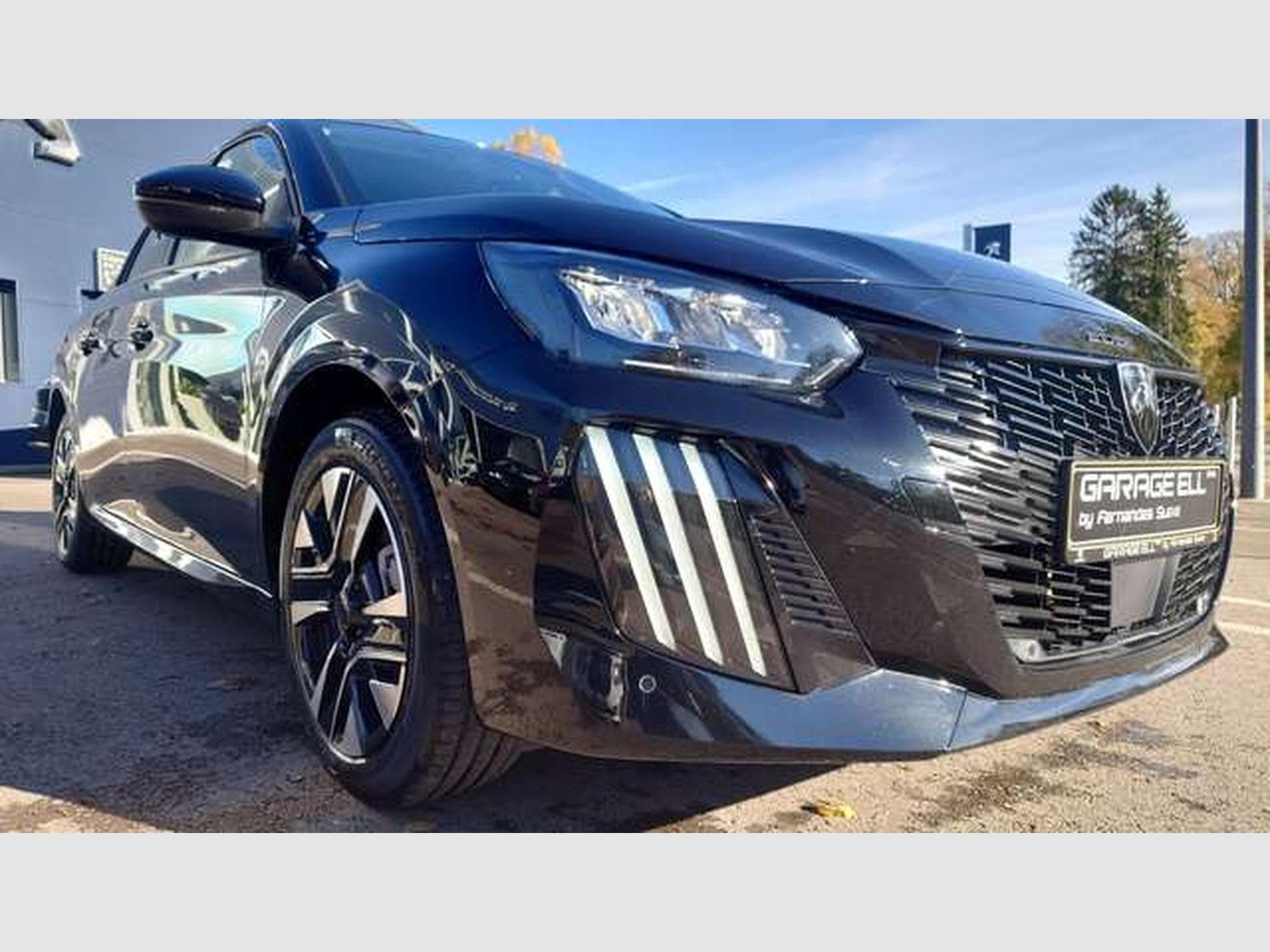 Peugeot 208 Hybrid 100 Allure (2024) - Photo 10