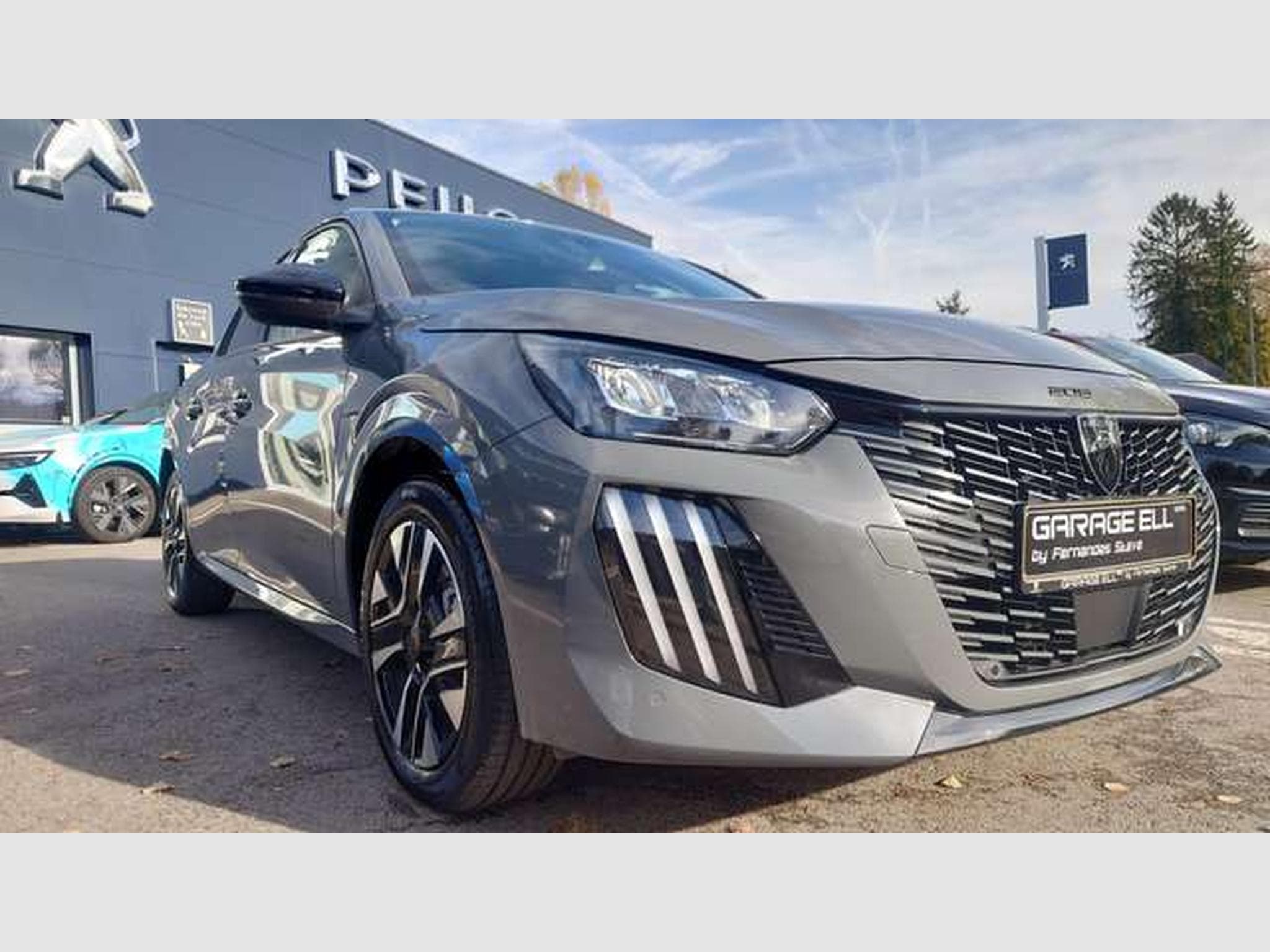 Peugeot 208 Hybrid 100 Allure (2024) - Photo 9