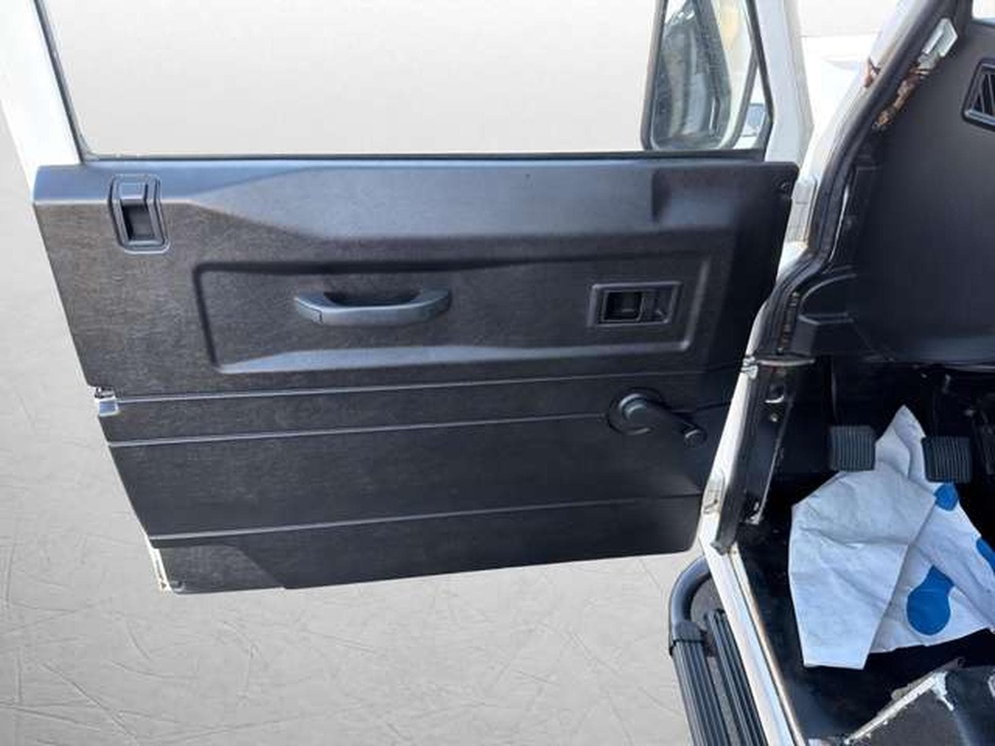 Land-Rover Defender 110 E Station Wagon/Hochdach/MwSt (2009) - Photo 11