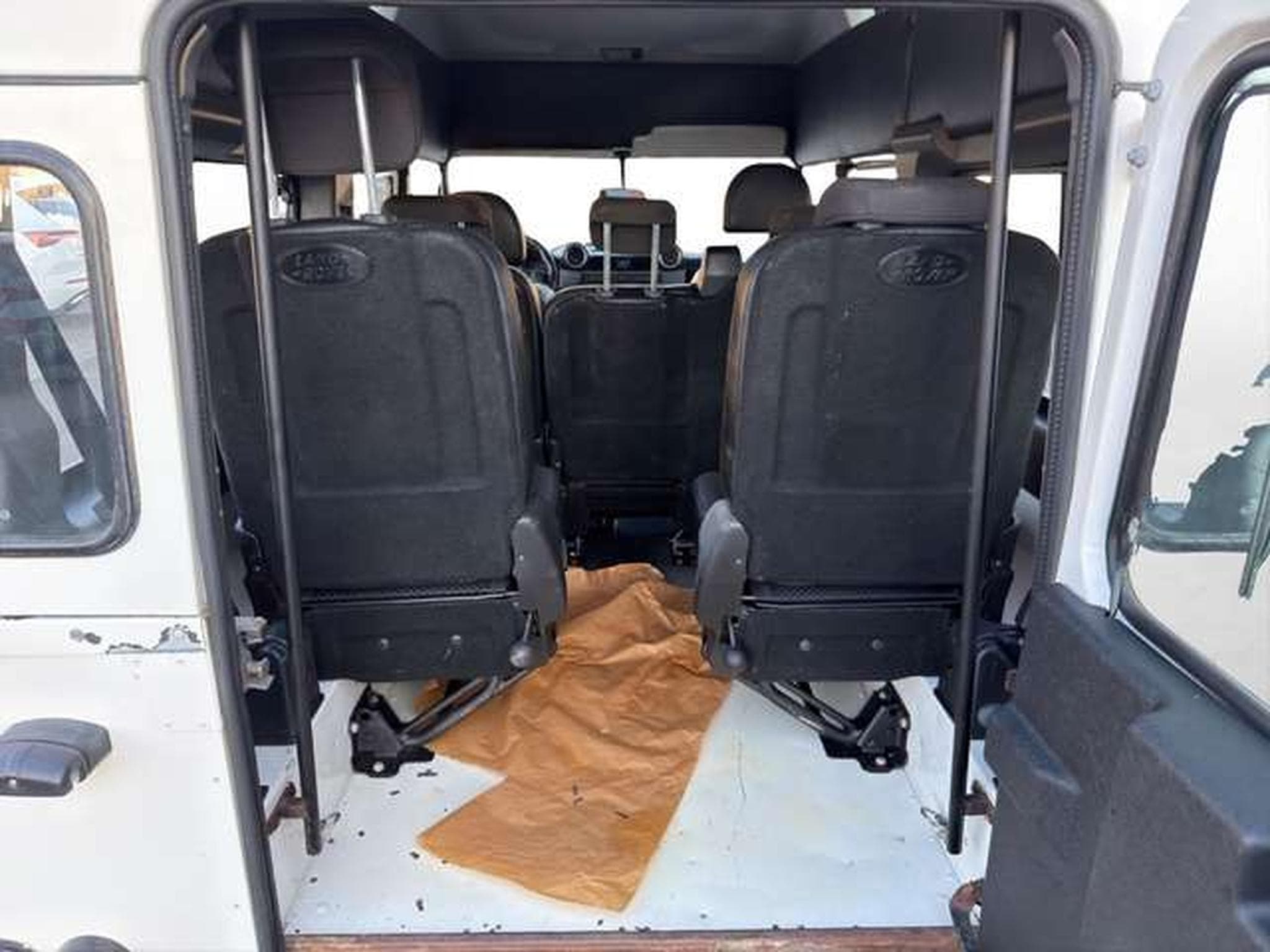 Land-Rover Defender 110 E Station Wagon/Hochdach/MwSt (2009) - Photo 18