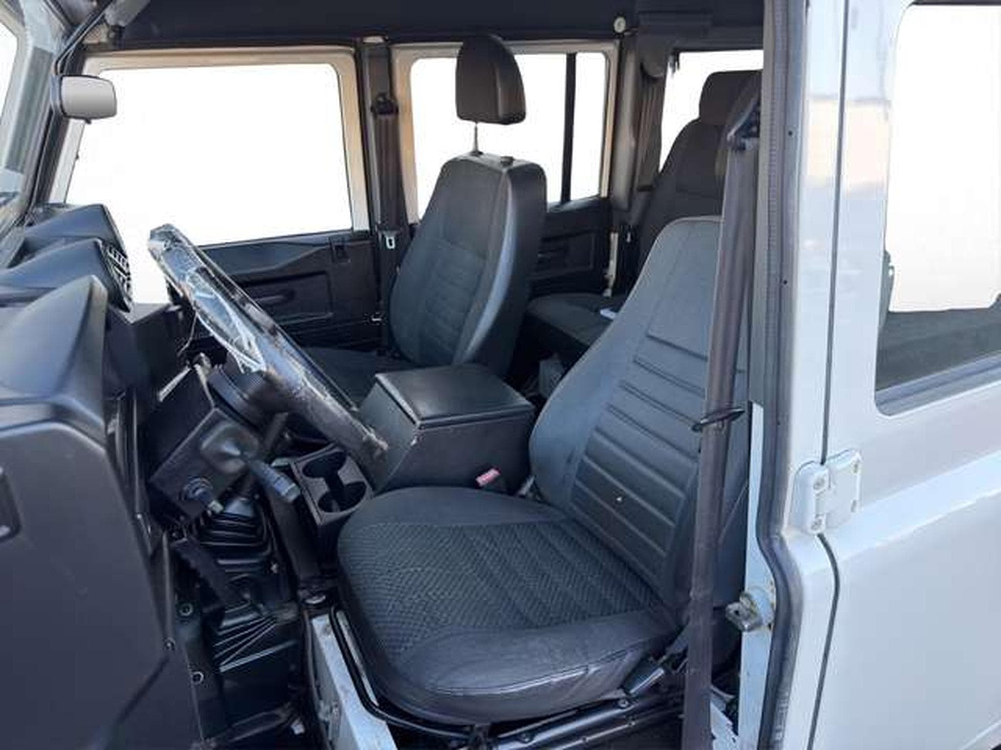 Land-Rover Defender 110 E Station Wagon/Hochdach/MwSt (2009) - Photo 8