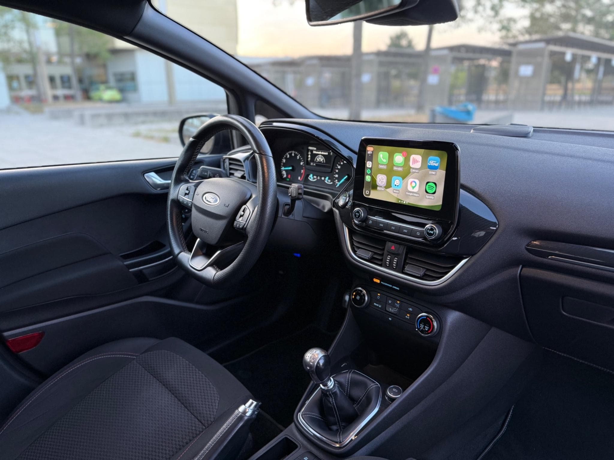 Ford Fiesta ST-Line (2018) - Photo 2