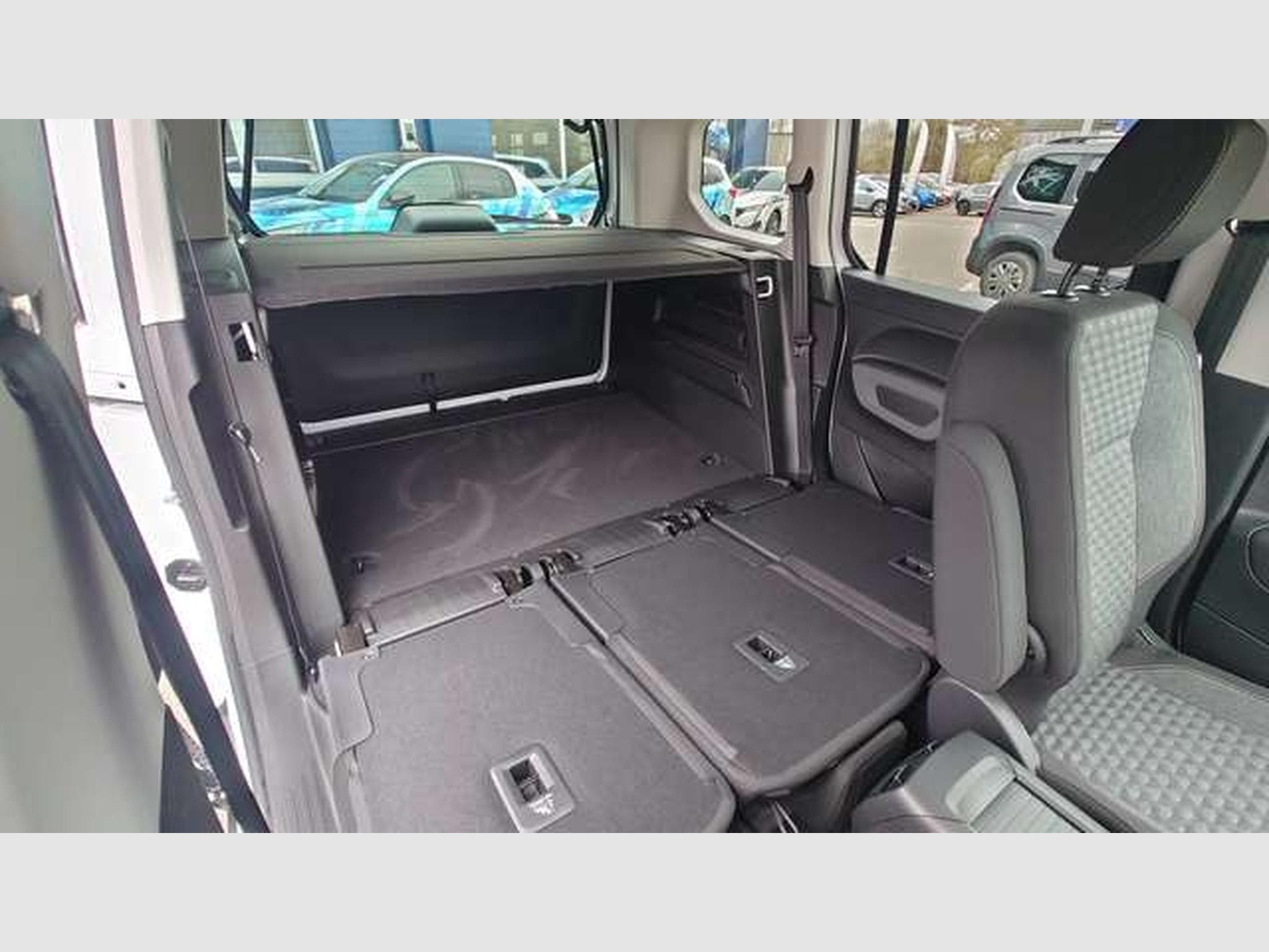 Peugeot Rifter GT L1 (2024) - Photo 14